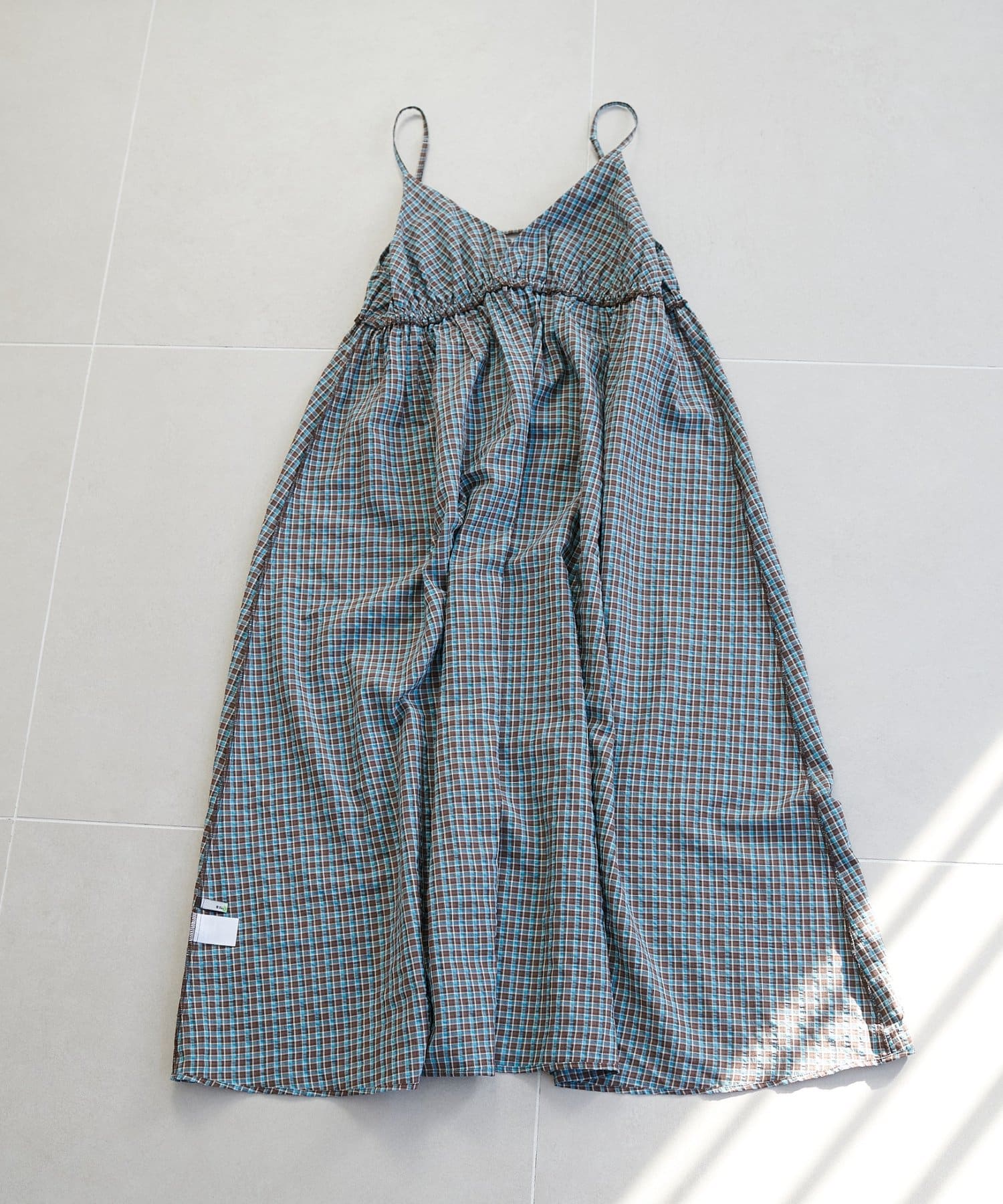 DISCOAT(ディスコート) 【丈感調整可/WEB限定 】チェックキャミワンピース