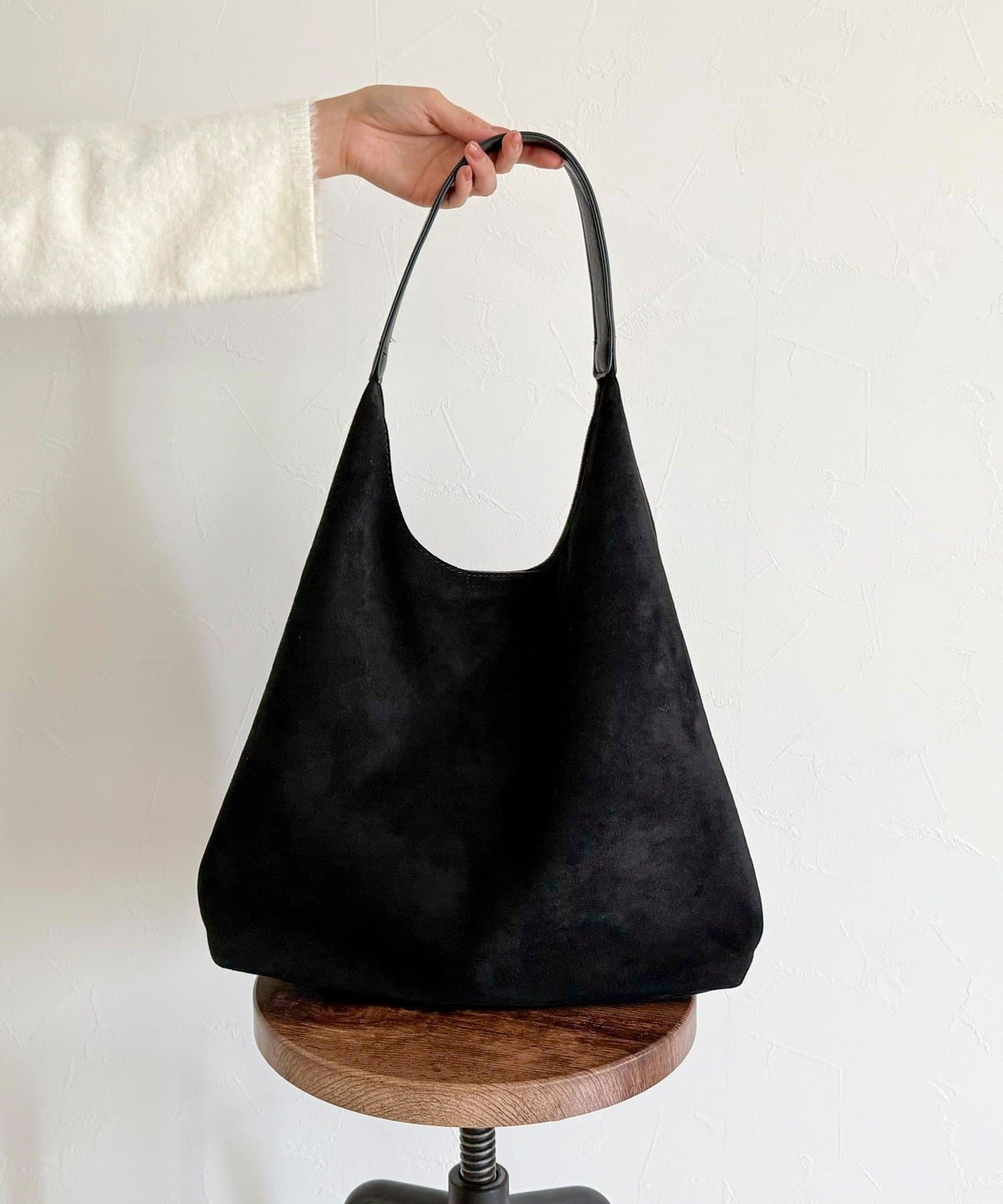 FREDY & GLOSTER(フレディ アンド グロスター) フェイクスエードトライアングルバッグ