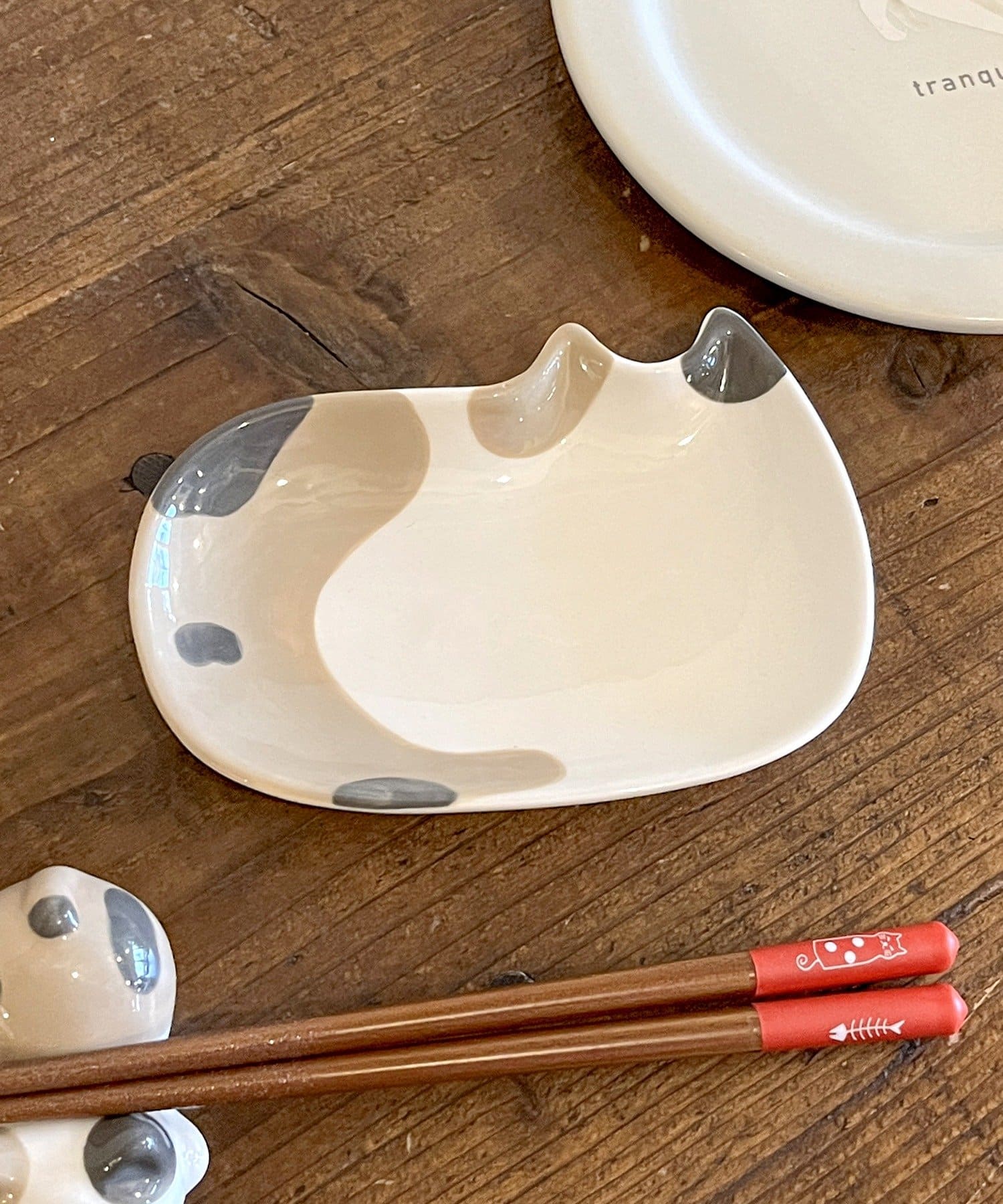 salut!(サリュ) 猫のお昼寝小皿／猫の食卓