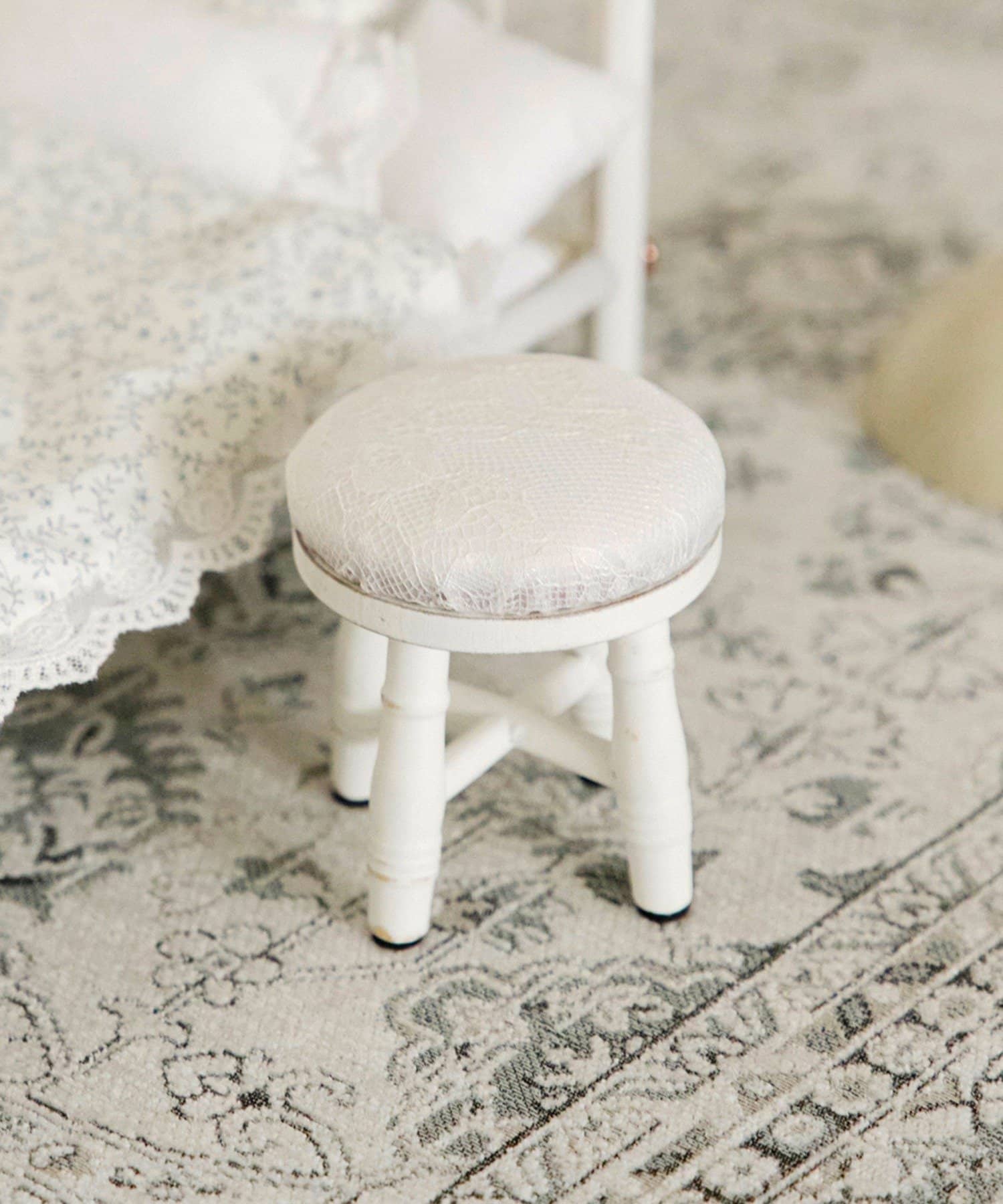 salut!(サリュ) 《1/6サイズ》インテリアクッションスツールミニ／petit monde