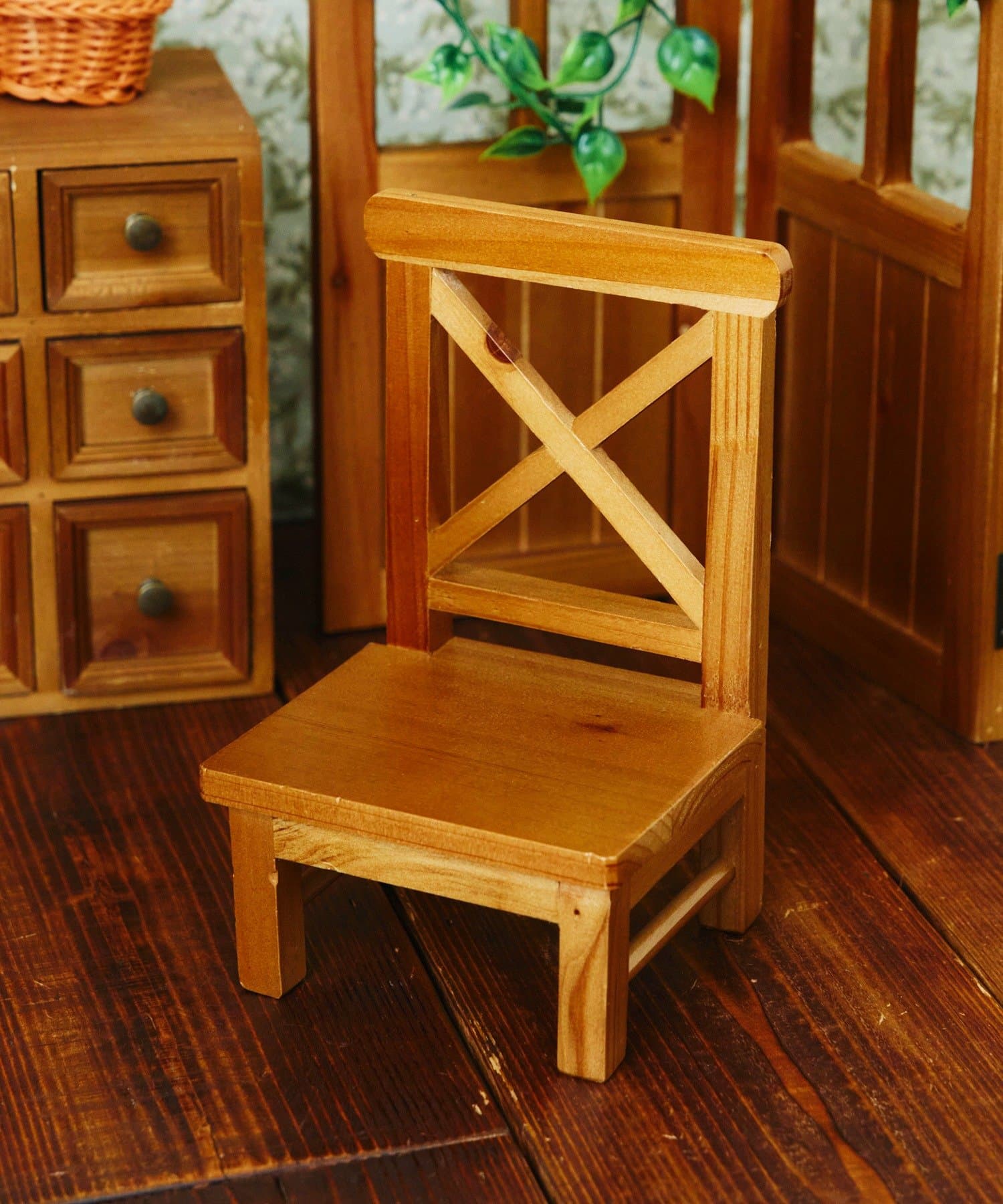 salut!(サリュ) 《1/6サイズ》 インテリアカントリーチェアミニ／petit monde