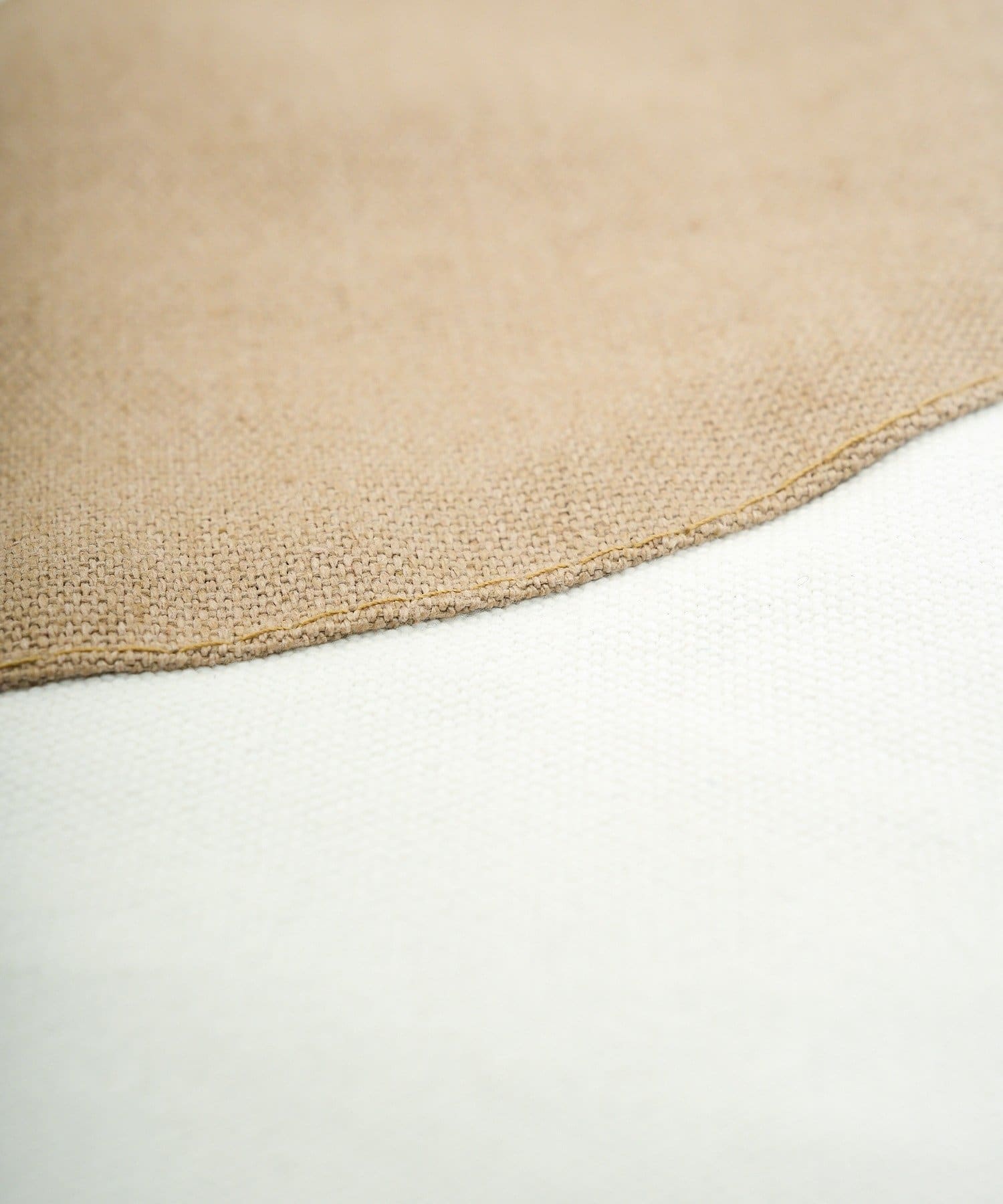 salut!(サリュ) 猫のランチョンマット