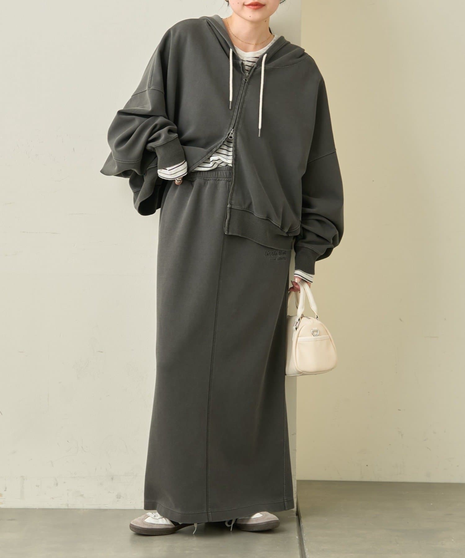 CIAOPANIC TYPY(チャオパニックティピー) ≪26SS展示会アイテム≫ワンポイントロゴ刺繍ピグメントダンボールスカート