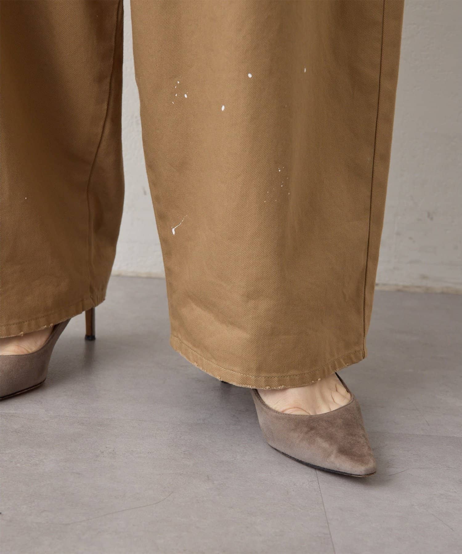 Whim Gazette(ウィム ガゼット) ペイントタックチノパンツ