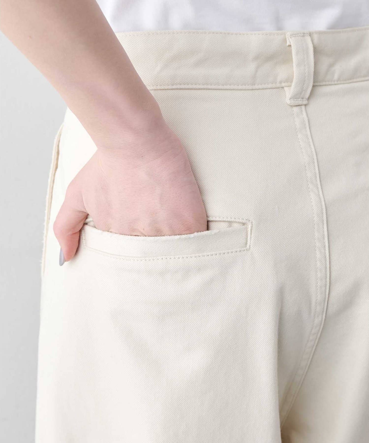 Whim Gazette(ウィム ガゼット) タックチノパンツ