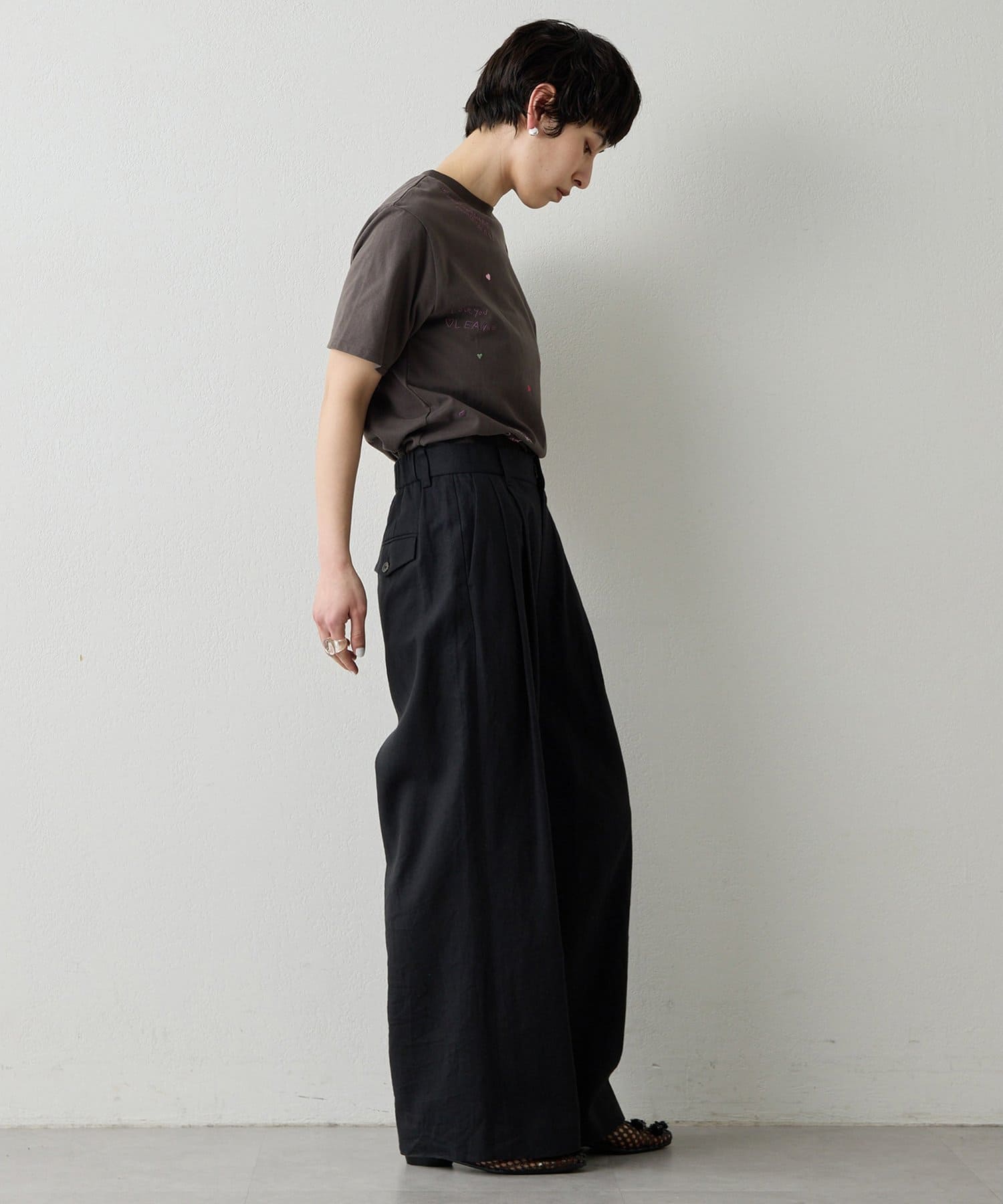 Whim Gazette(ウィム ガゼット) 【THE PAUSE】シシュウTシャツ