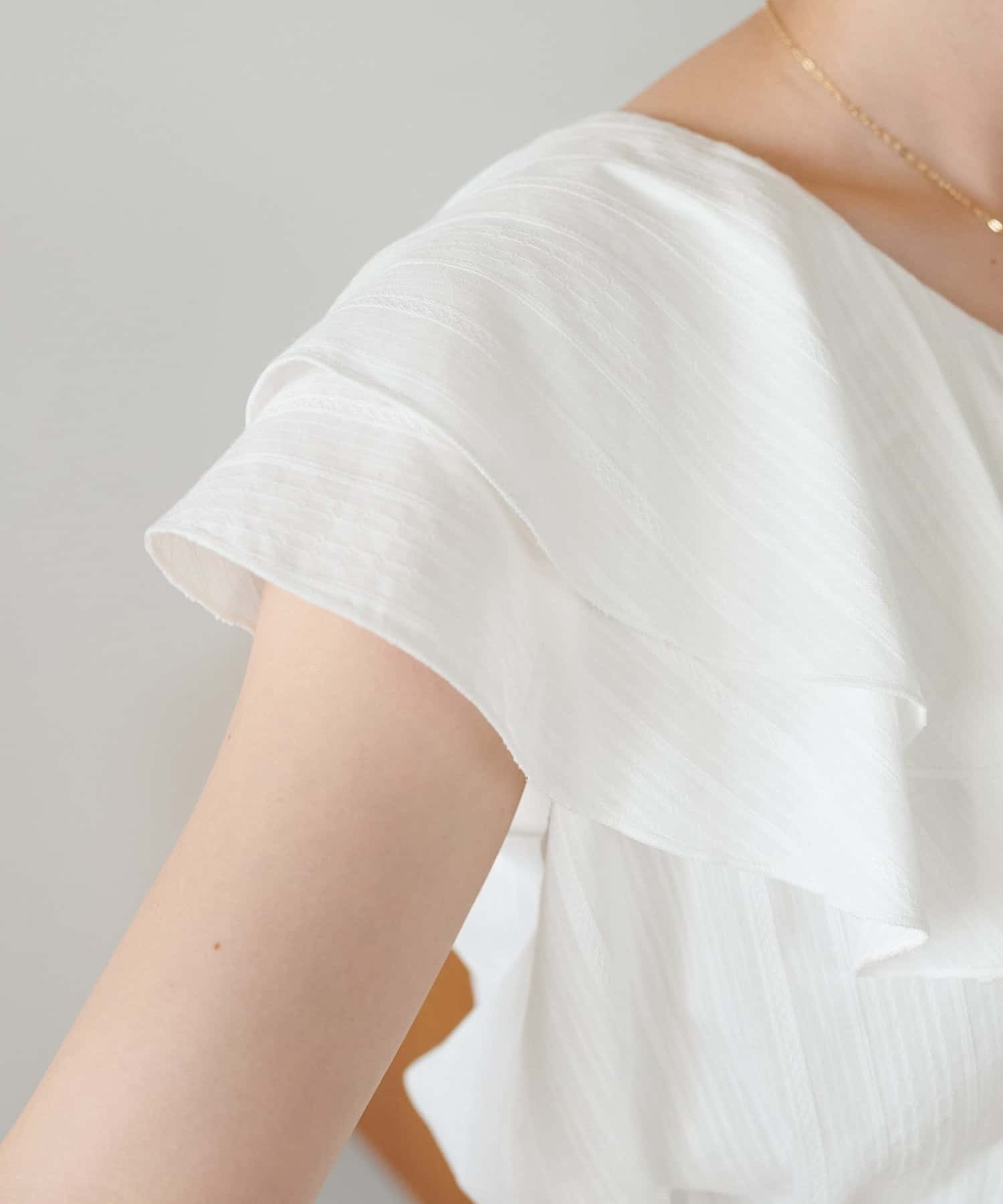 DISCOAT(ディスコート) 【WEB限定】フリルウエストギャザーチュニックブラウス