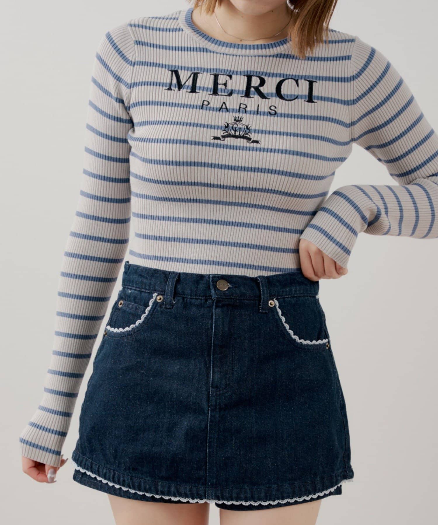 Chico(チコ) 【新色追加】ロゴ刺繍リブニット