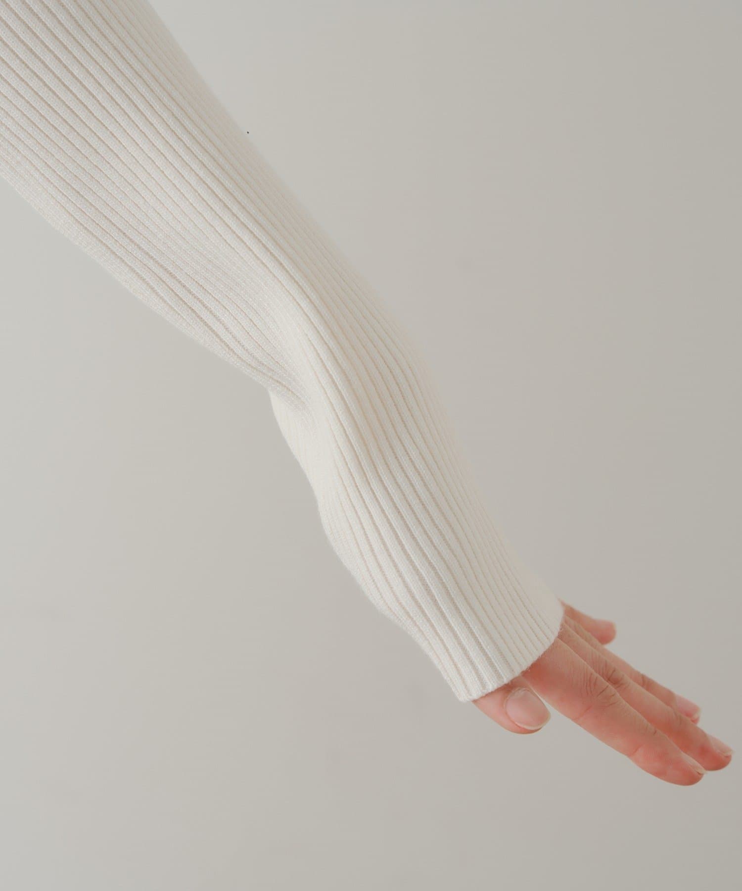 Chico(チコ) 【5色展開】ロゴ刺繍リブニット