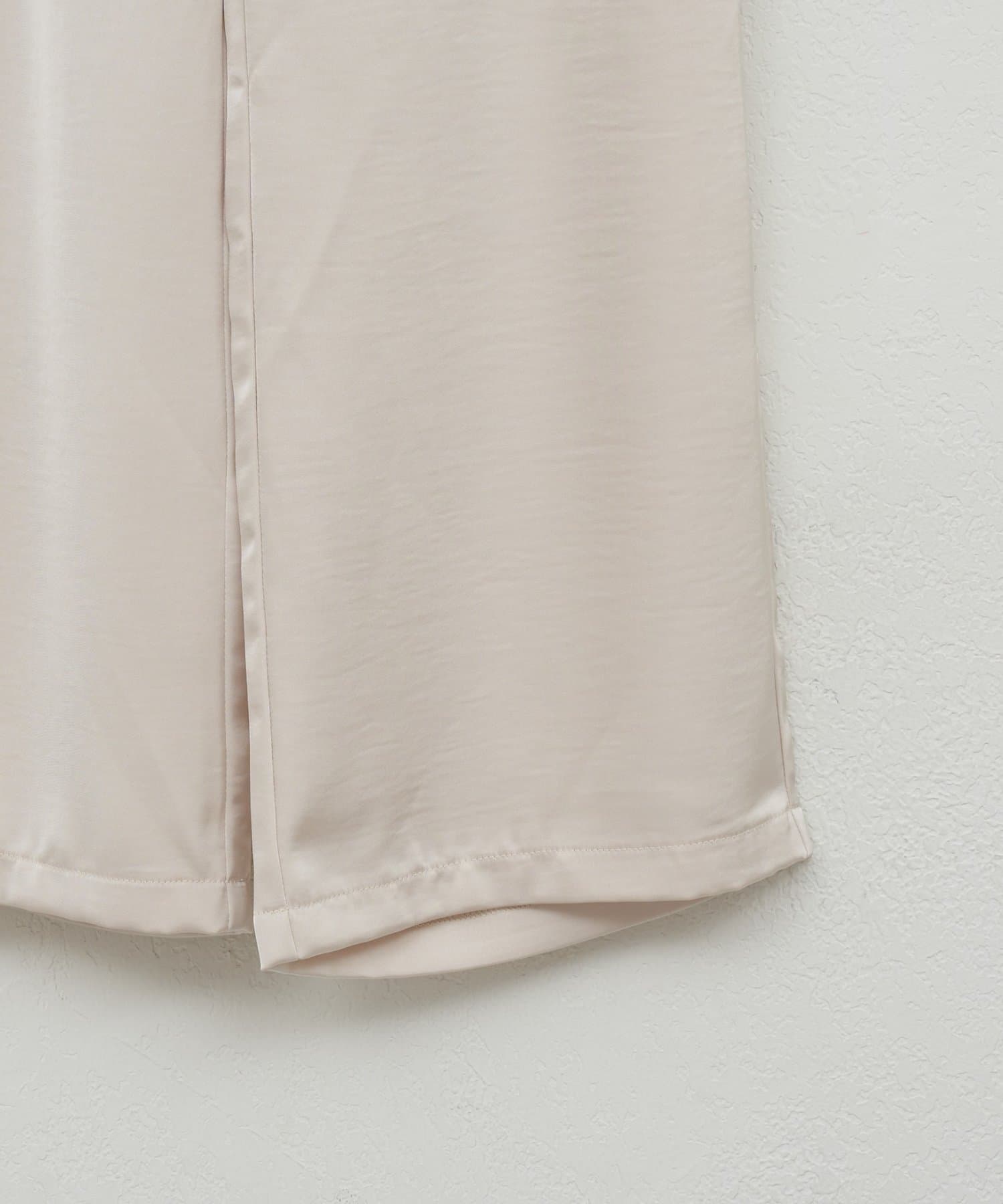 DISCOAT(ディスコート) 【WEB限定】サテンイージーパンツ