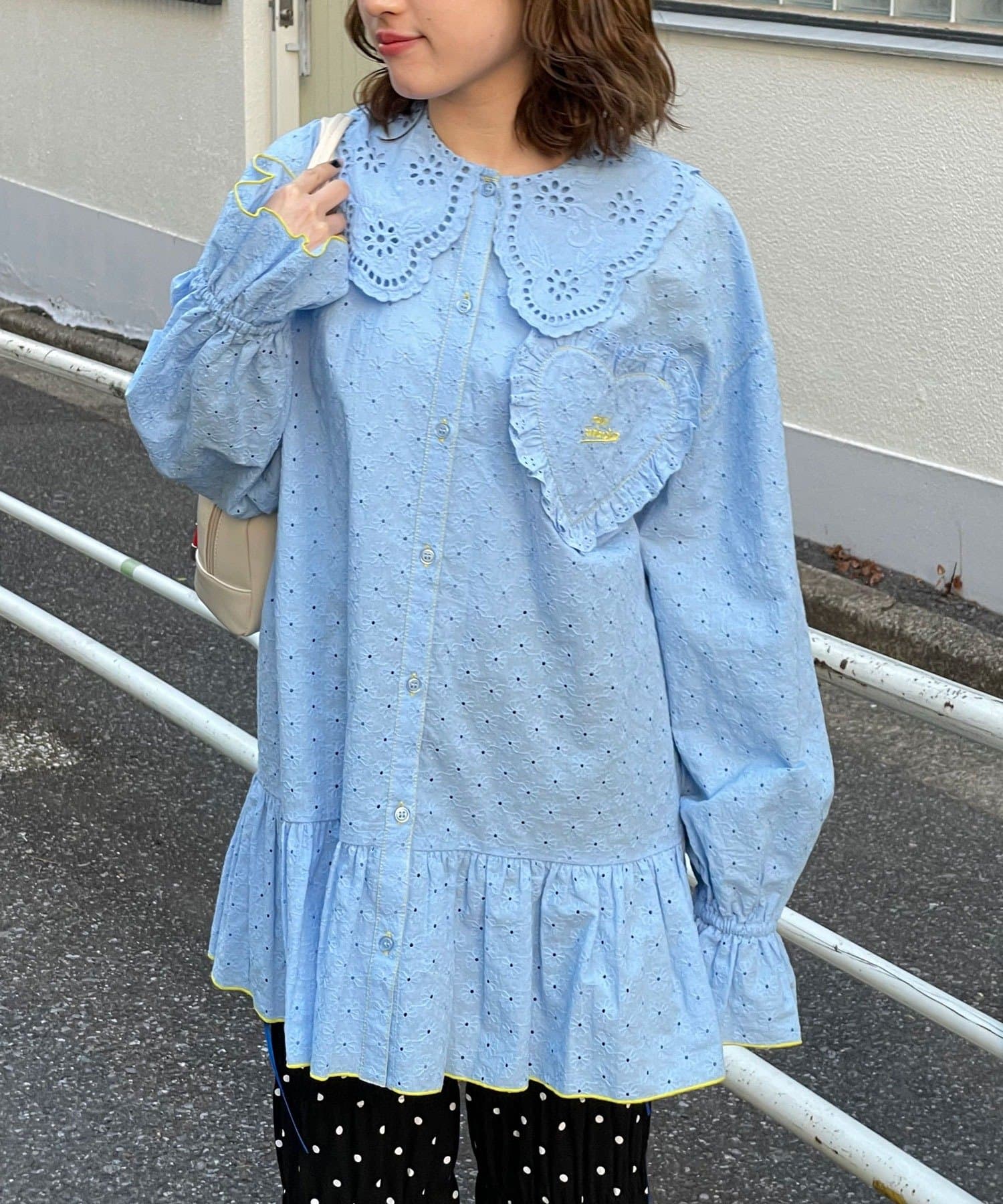 CIAOPANIC(チャオパニック) 【HELLO.SANFRANCISCO/ハローサンフランシスコ】フリルレースチュニックブラウス