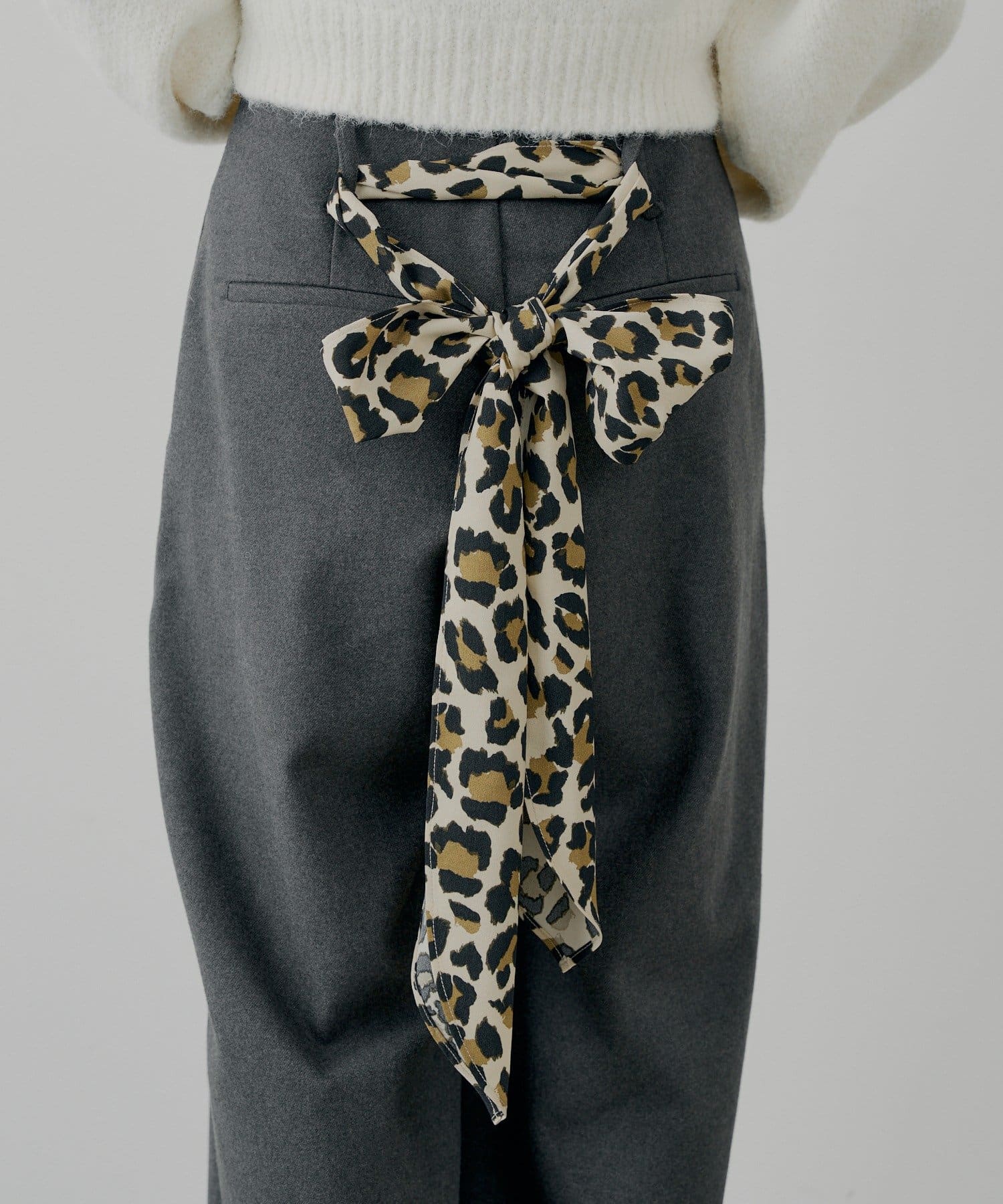 OUTLET(アウトレット) 【Chico】スカーフベルト付きダブルタックウールスラックス