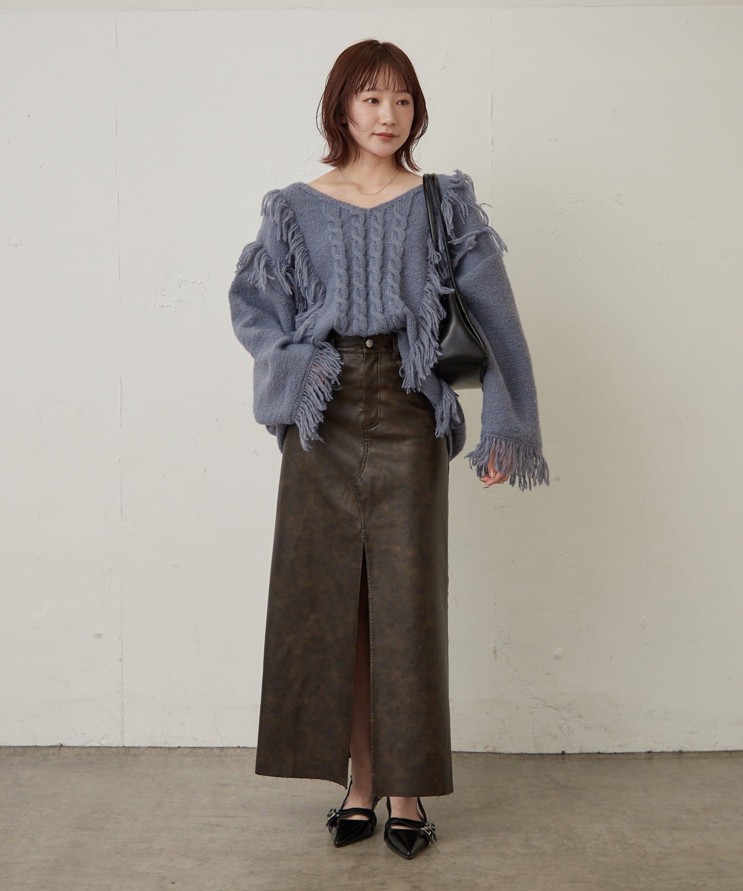 OUTLET(アウトレット) 【mline】フリンジＶニット