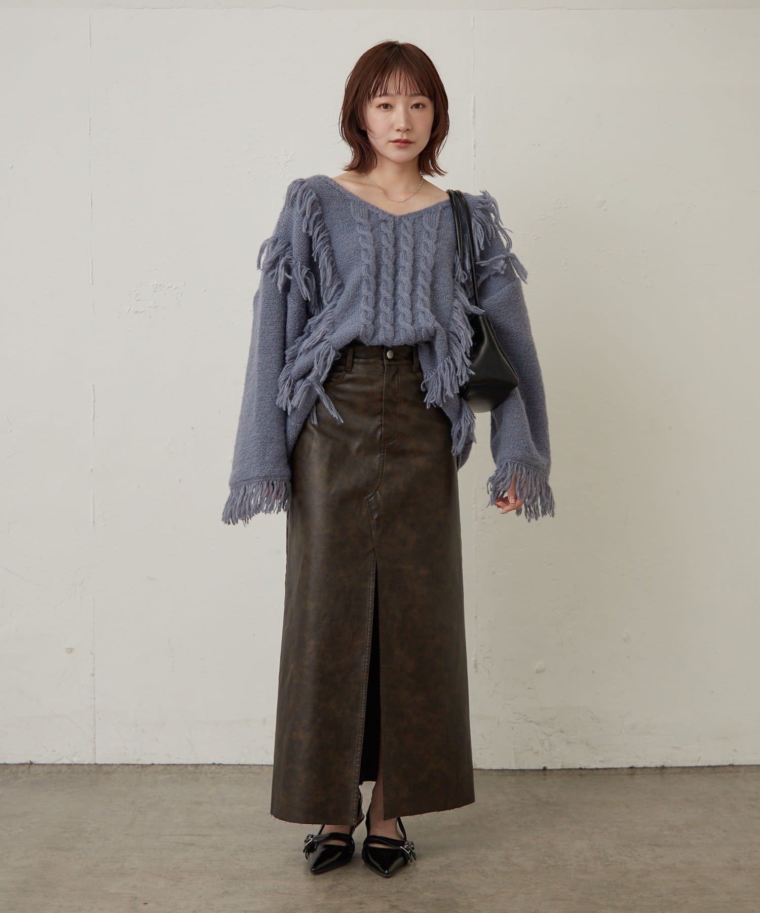 OUTLET(アウトレット) 【mline】フリンジＶニット