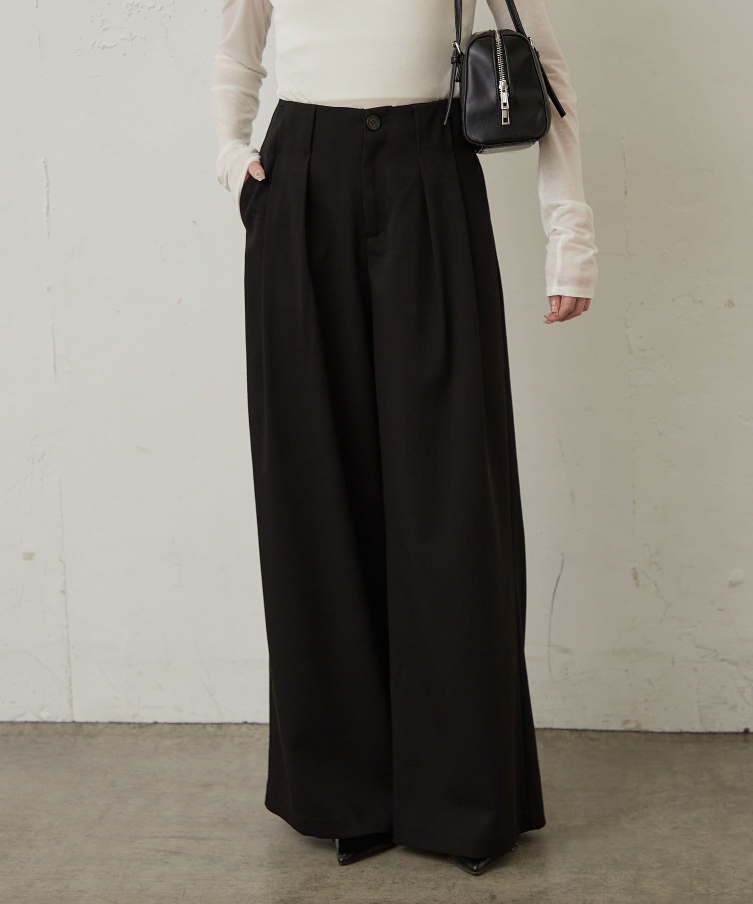 OUTLET(アウトレット) 【mline】ループスラックス