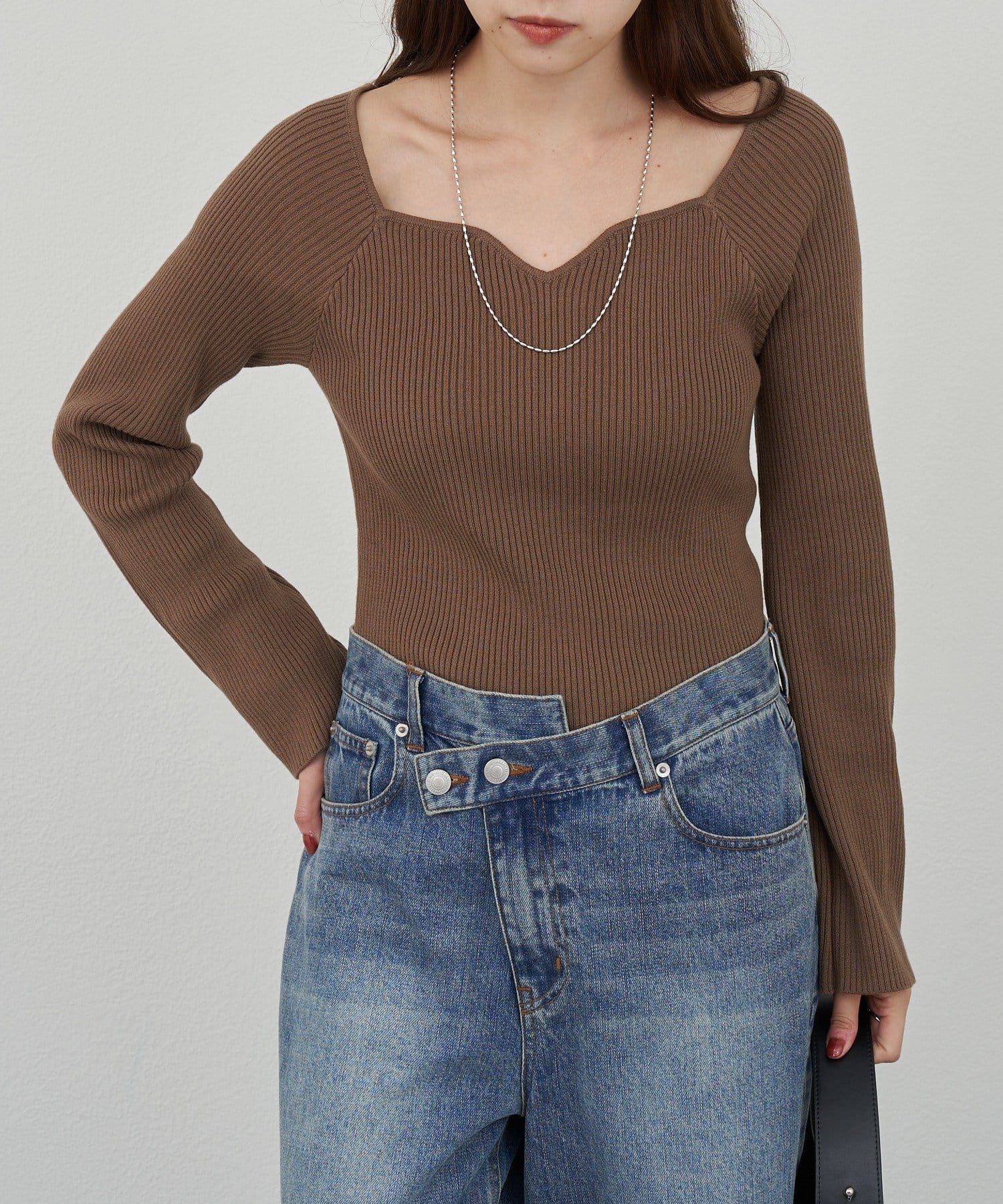 OUTLET(アウトレット) 【SHENERY】デコルテデザインネックニット