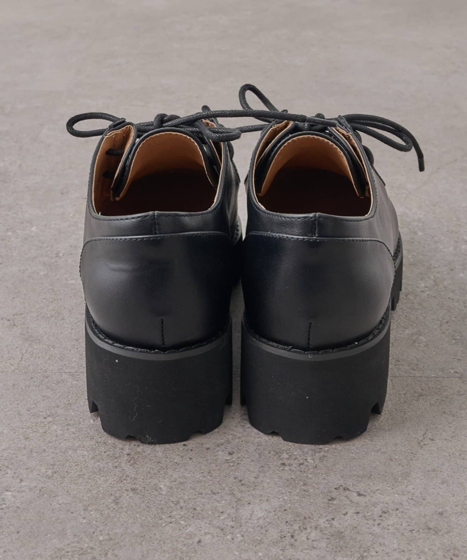 OUTLET(アウトレット) 【Loungedress】チャンキーチロリアンシューズ