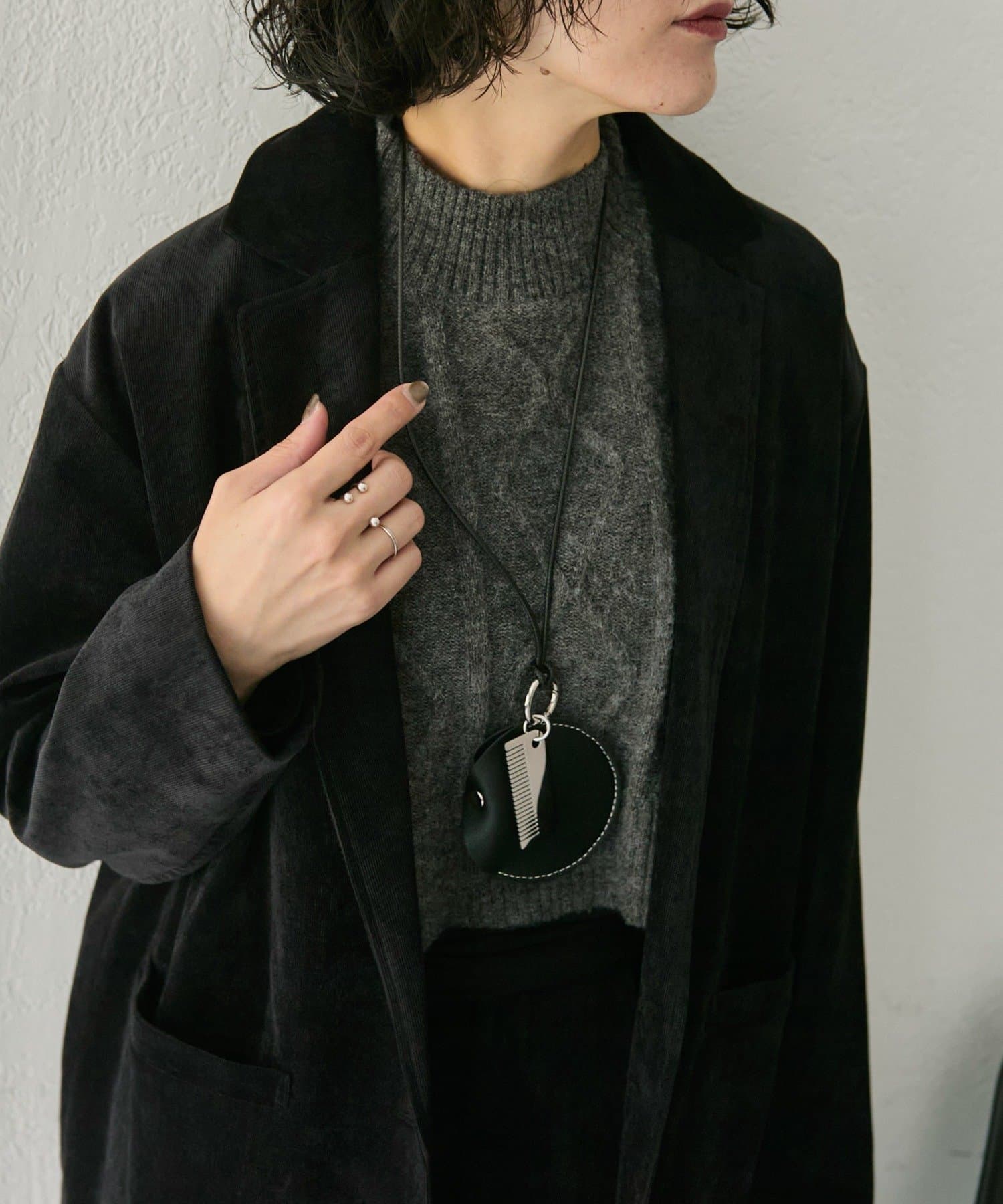 OUTLET(アウトレット) 【ear PAPILLONNER】コーム付ネックストラップ