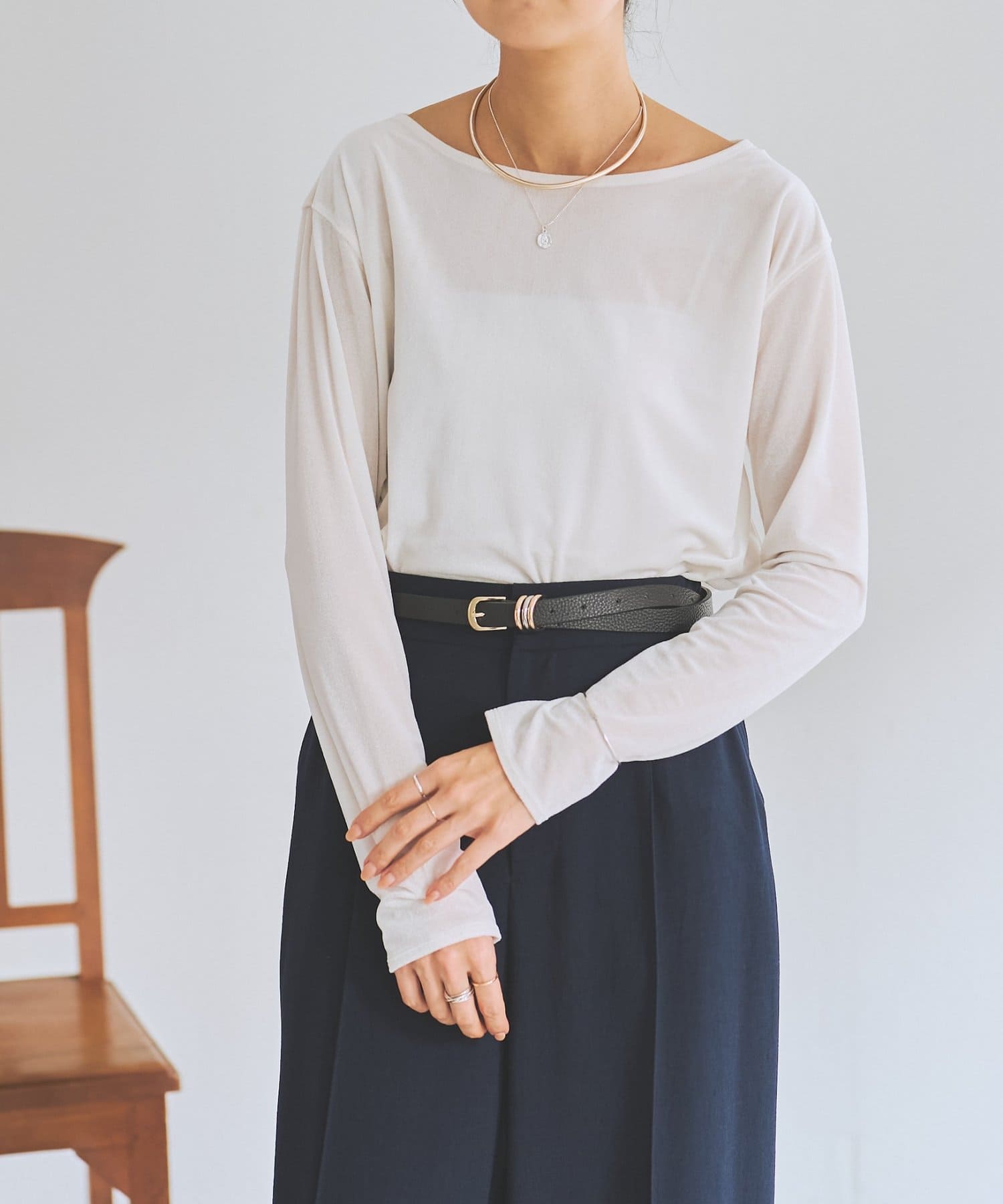 BEARDSLEY(ビアズリー) スリットベロアプルオーバー