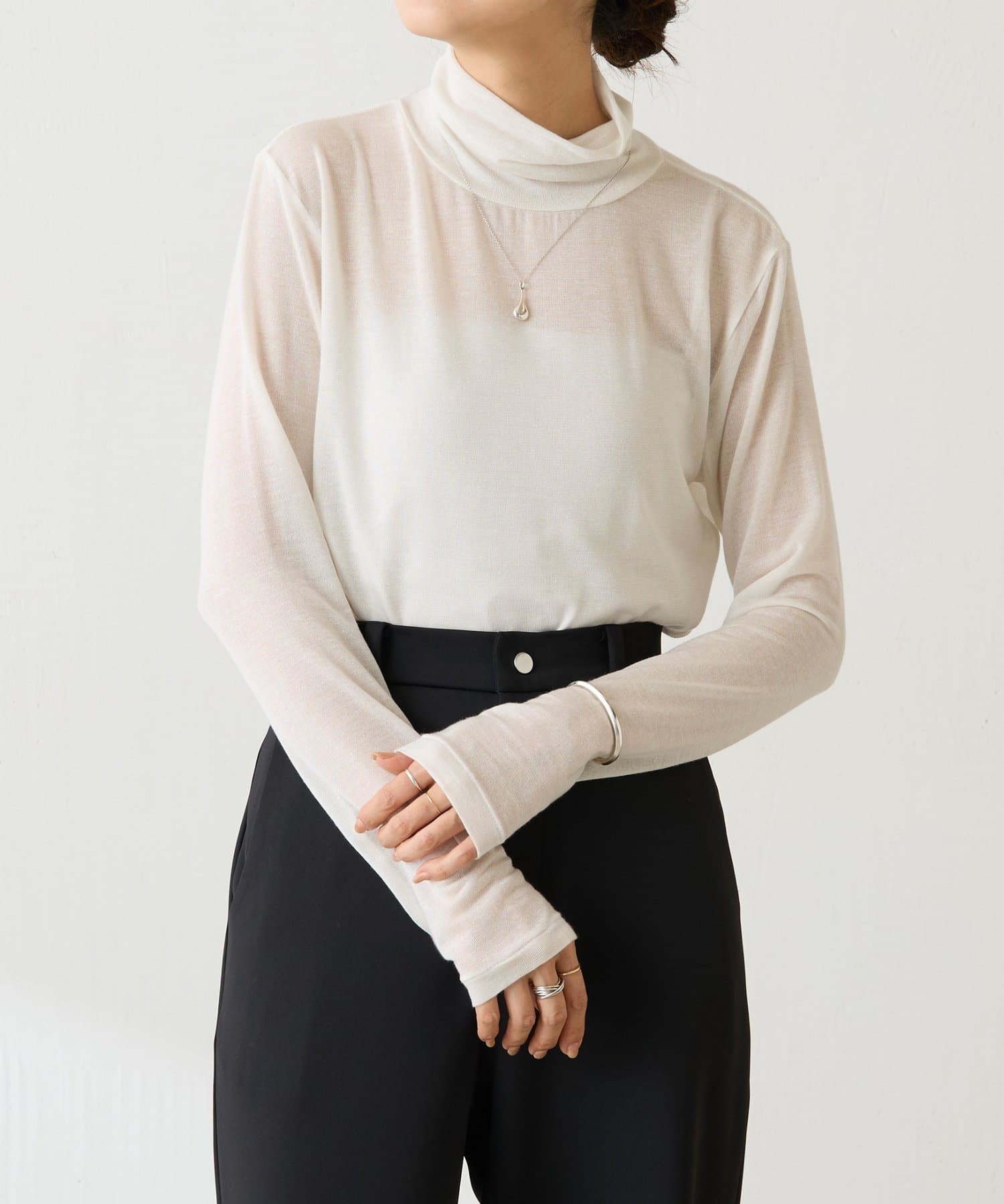 BEARDSLEY(ビアズリー) カシミヤシルクラメハイネック