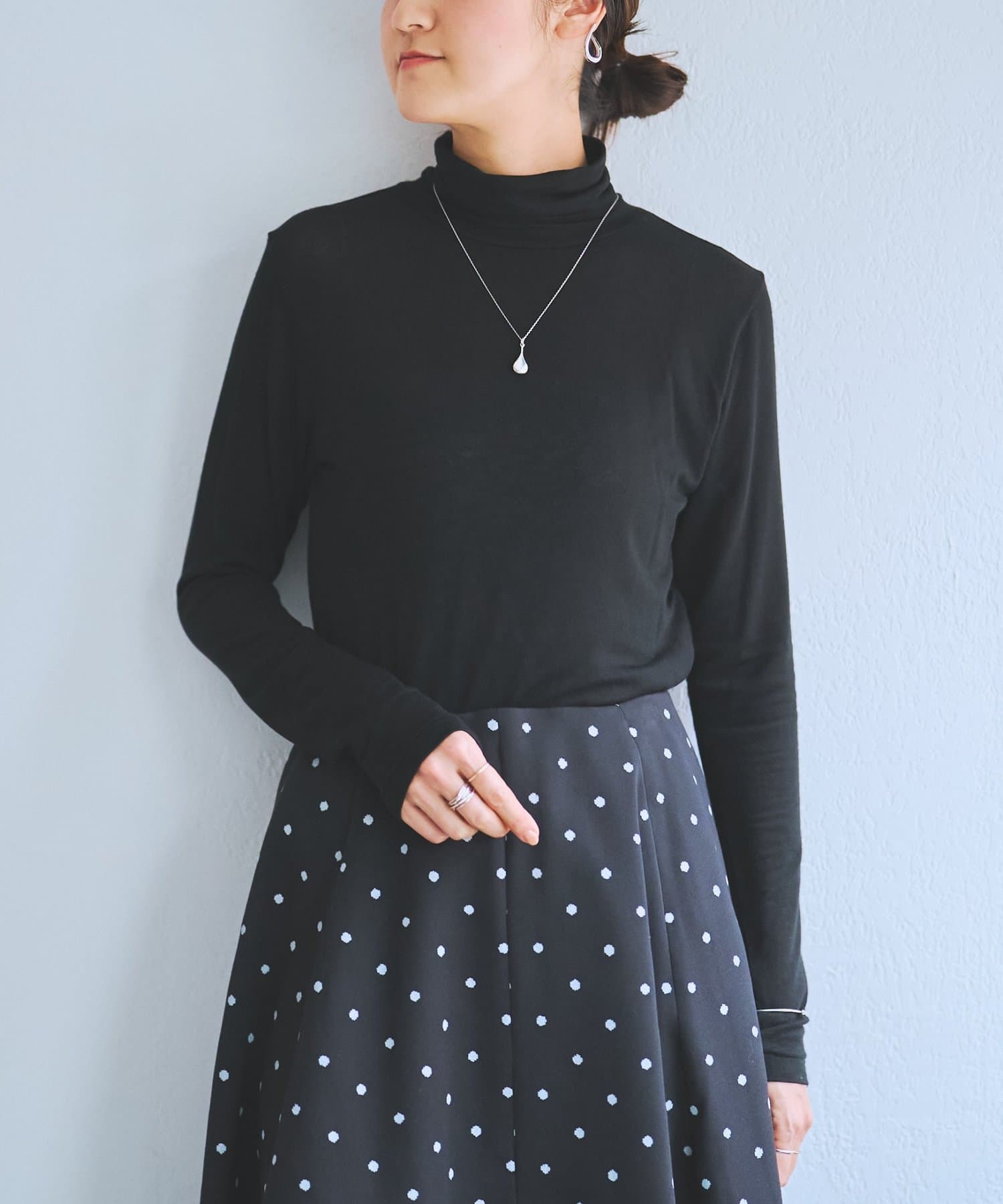 BEARDSLEY(ビアズリー) カシミヤシルクラメハイネック