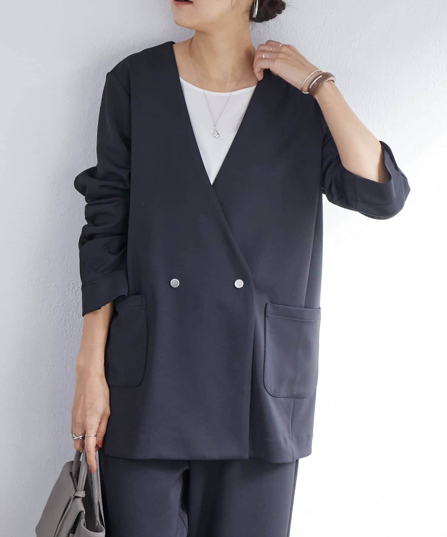 BEARDSLEY(ビアズリー) ドット釦ノーカラージャケット