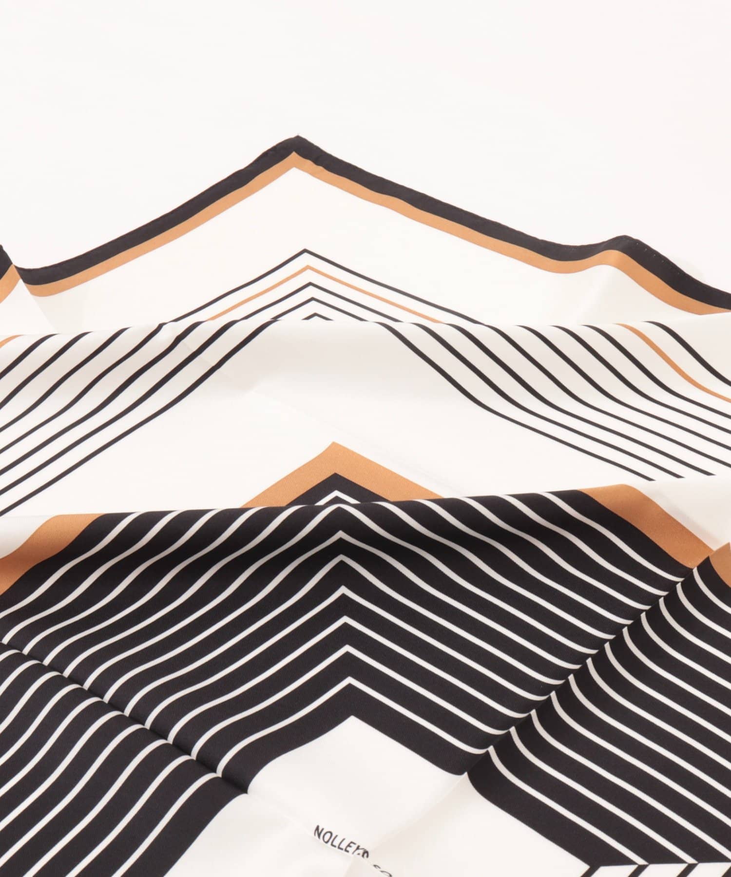 NOLLEY'S(ノーリーズ) シルクプリントスカーフ88