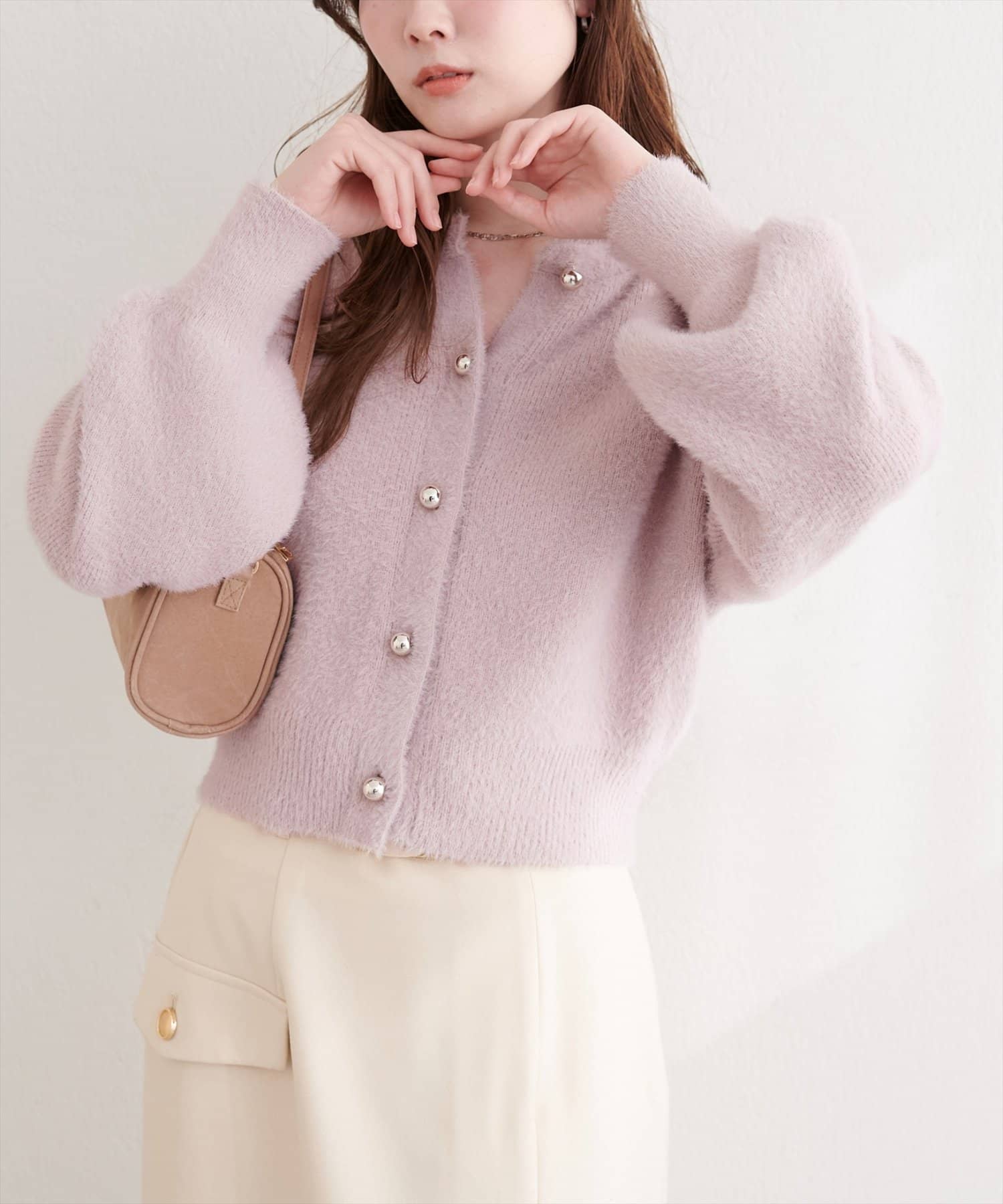 natural couture(ナチュラルクチュール) ころりん釦クルーネックシャギーカーディガン