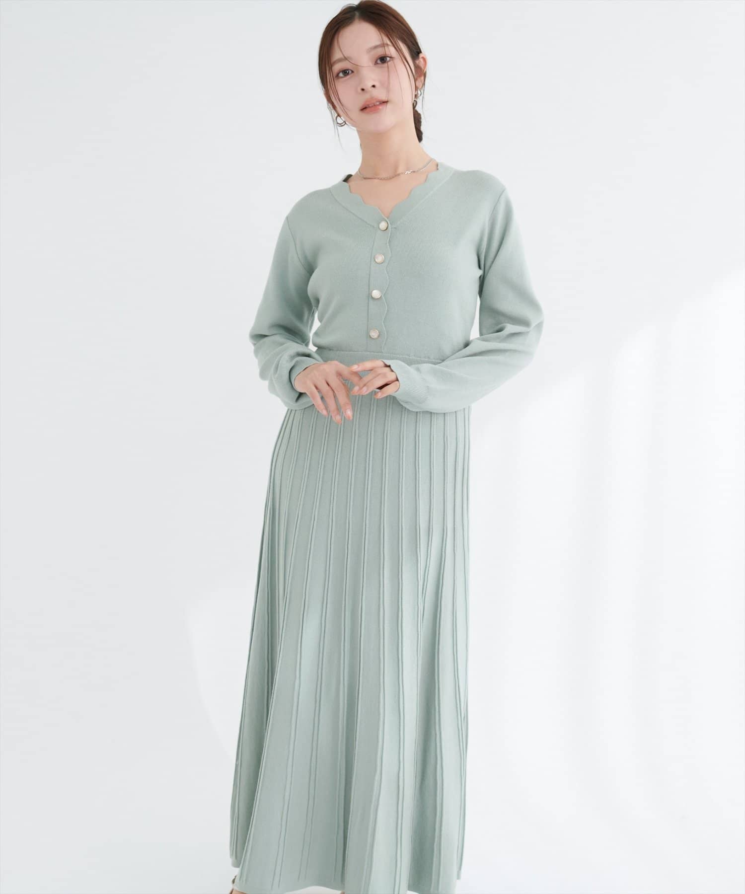 natural couture(ナチュラルクチュール) スカラッププリーツニットワンピース