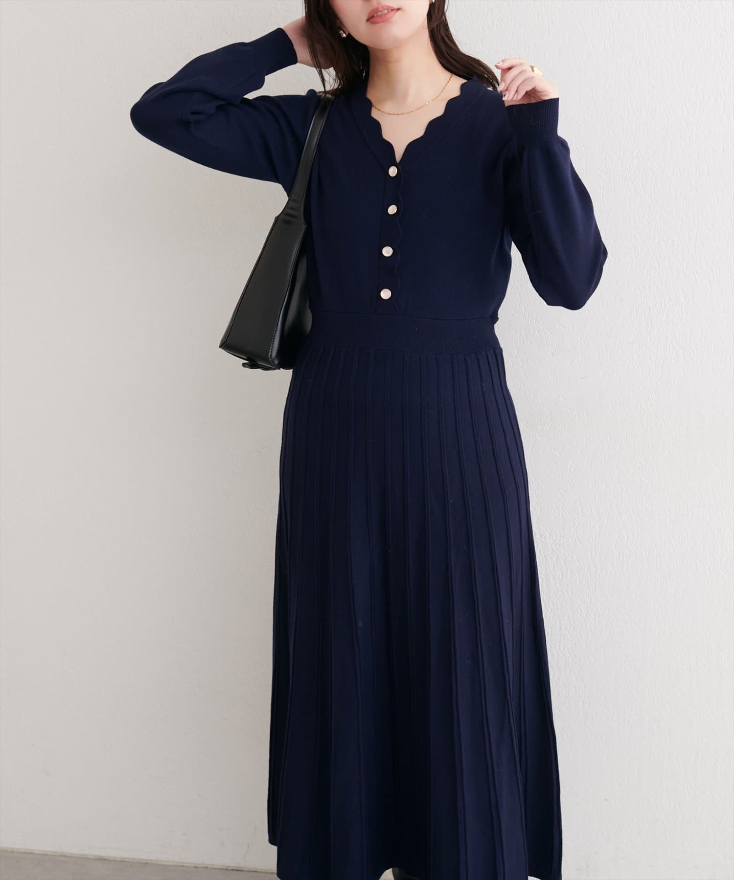 natural couture(ナチュラルクチュール) スカラッププリーツニットワンピース