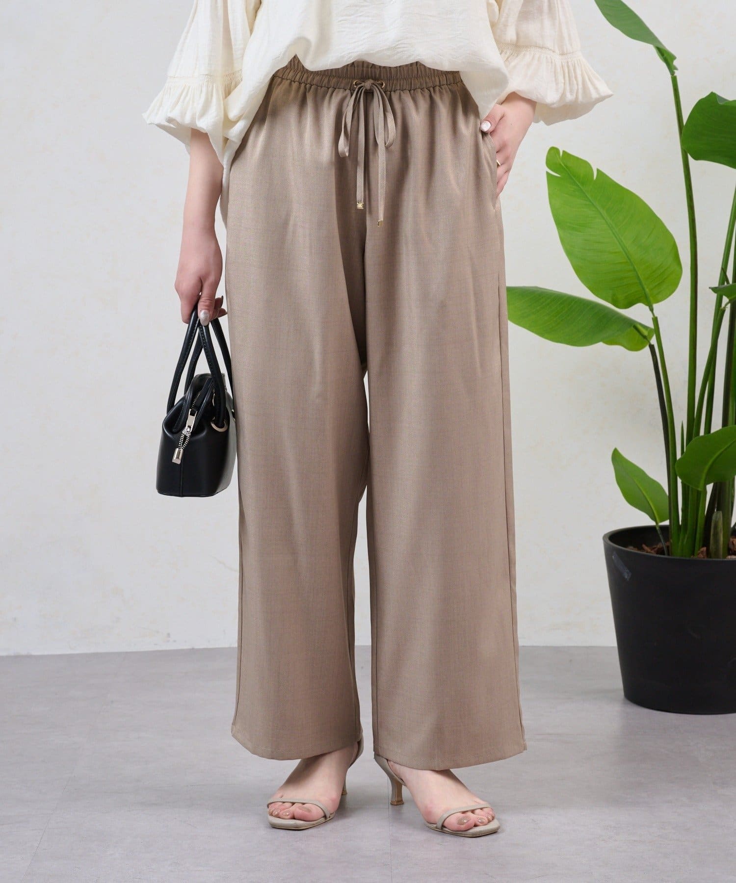 Jena　espace merveilleux(ジェナ　エスパスメルヴェイユ) イージーギャザーパンツ