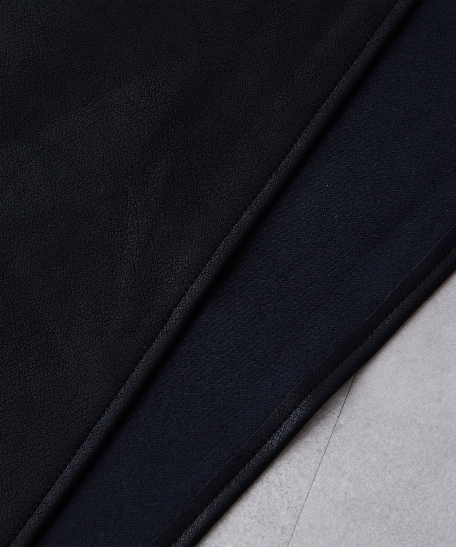 Whim Gazette(ウィム ガゼット) 【THE PAUSE】フェイクレザースカーフ