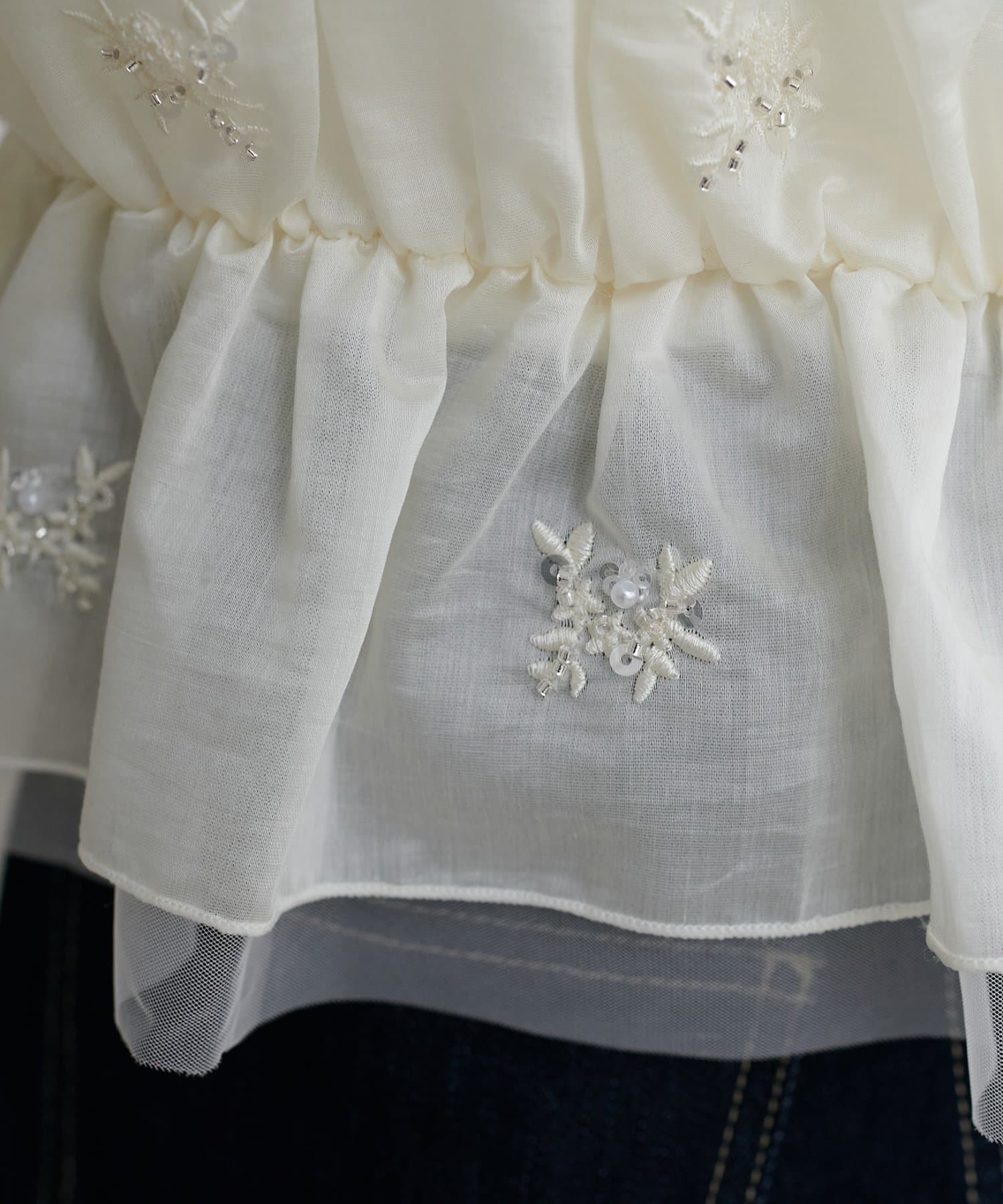 DISCOAT(ディスコート) ビジュー使いキャミ