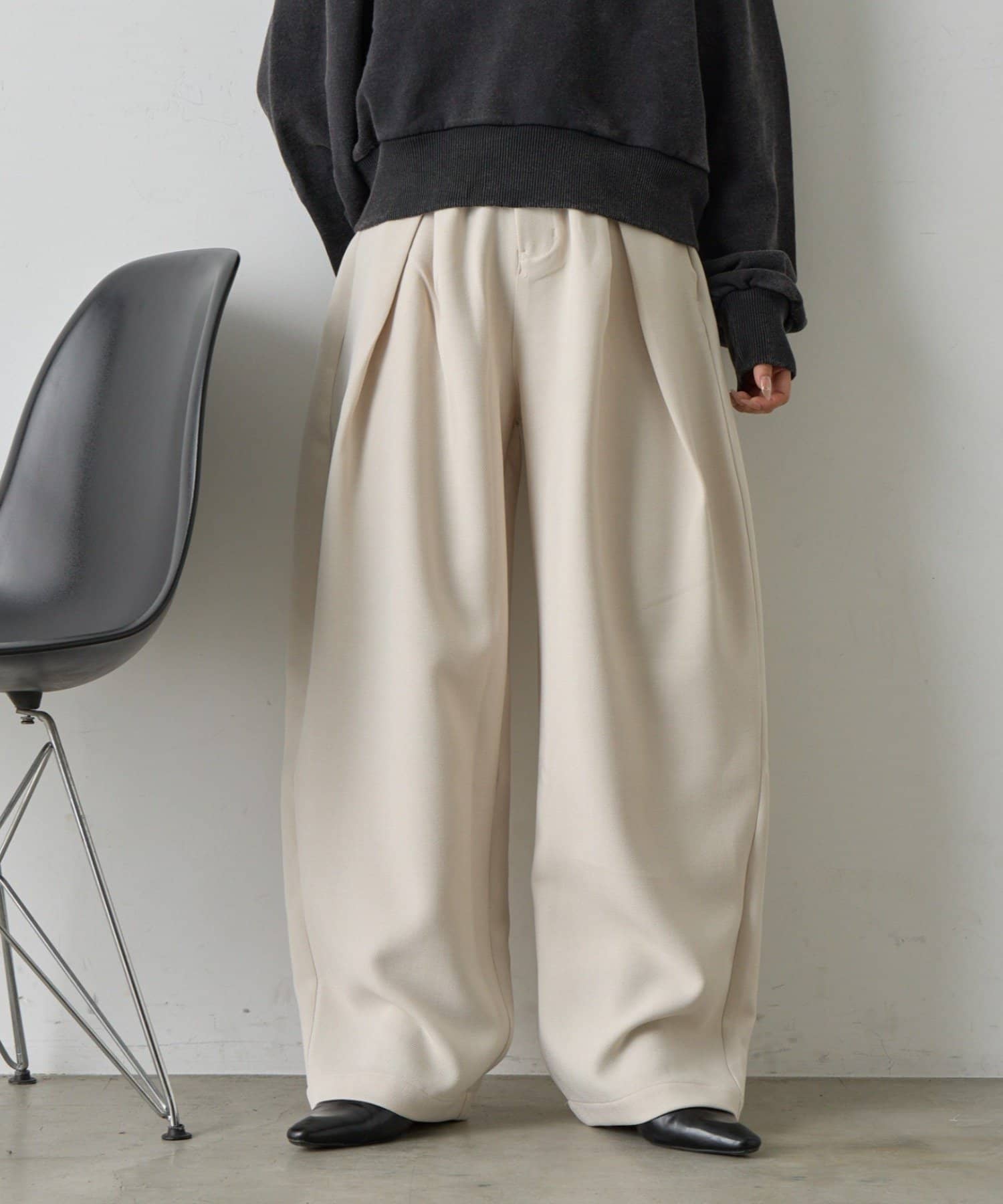 -goocy-(グーシー) タックコクーンパンツ