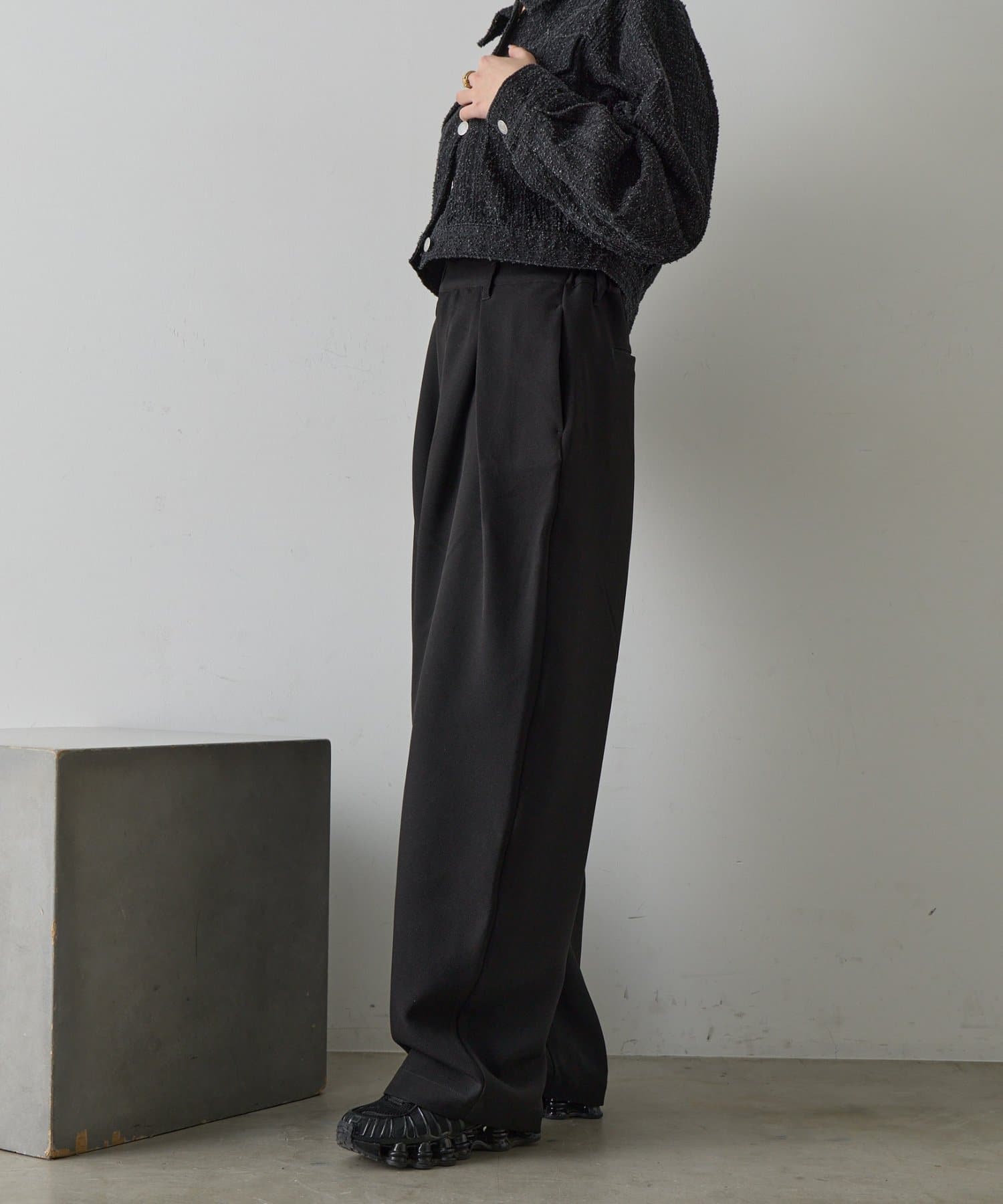 -goocy-(グーシー) タックコクーンパンツ