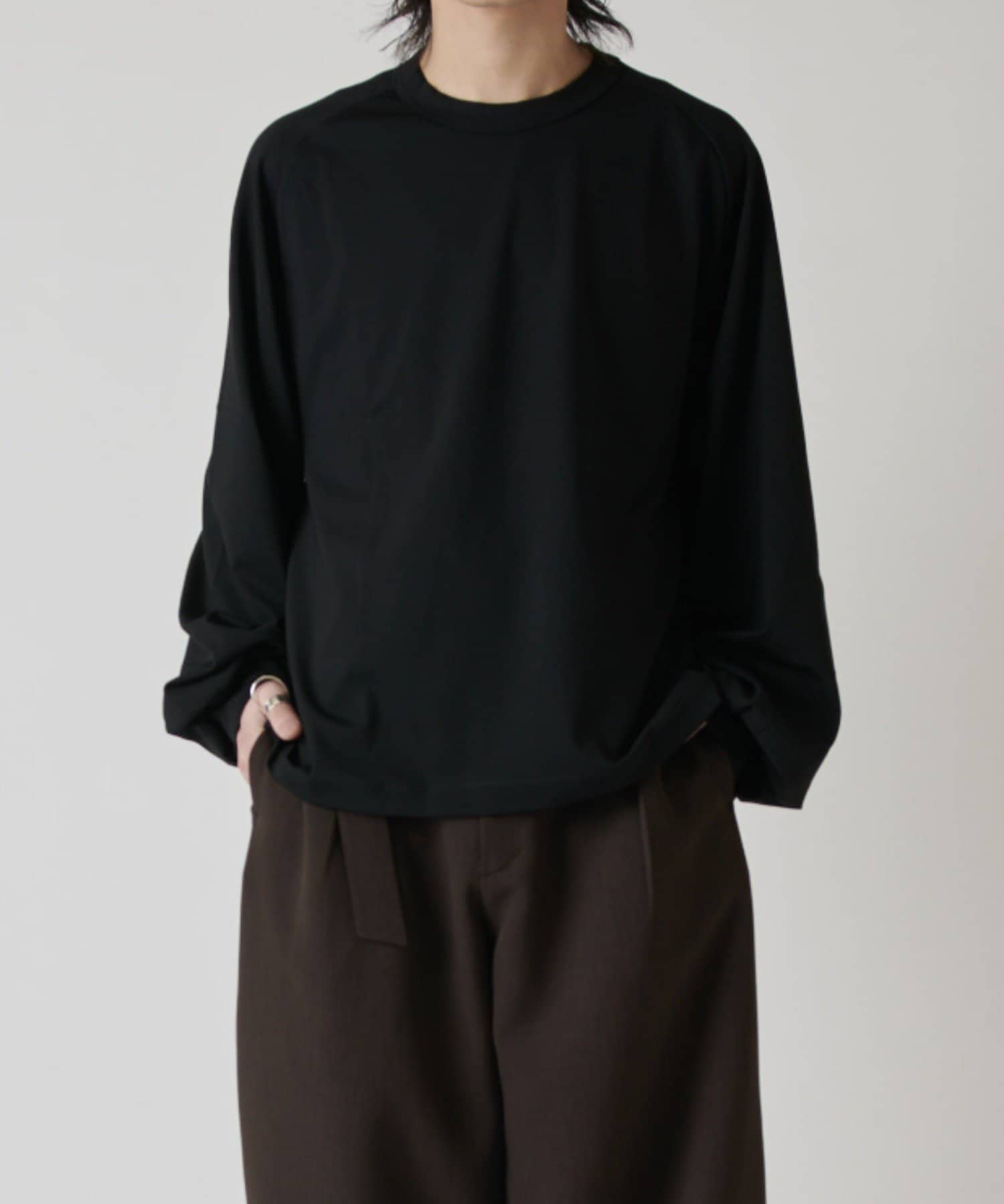 Lui's(ルイス) シャインワイドカットソー