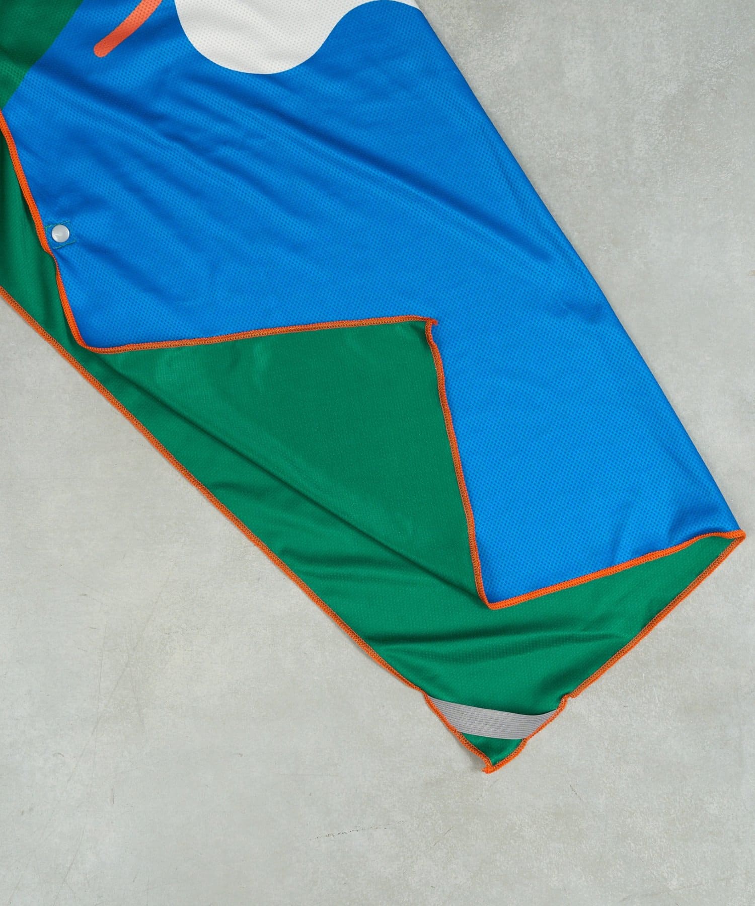 BIRTHDAY BAR(バースデイバー) 【SAHIR サヒール】BIG Quick dry フーディタオル　UV/速乾