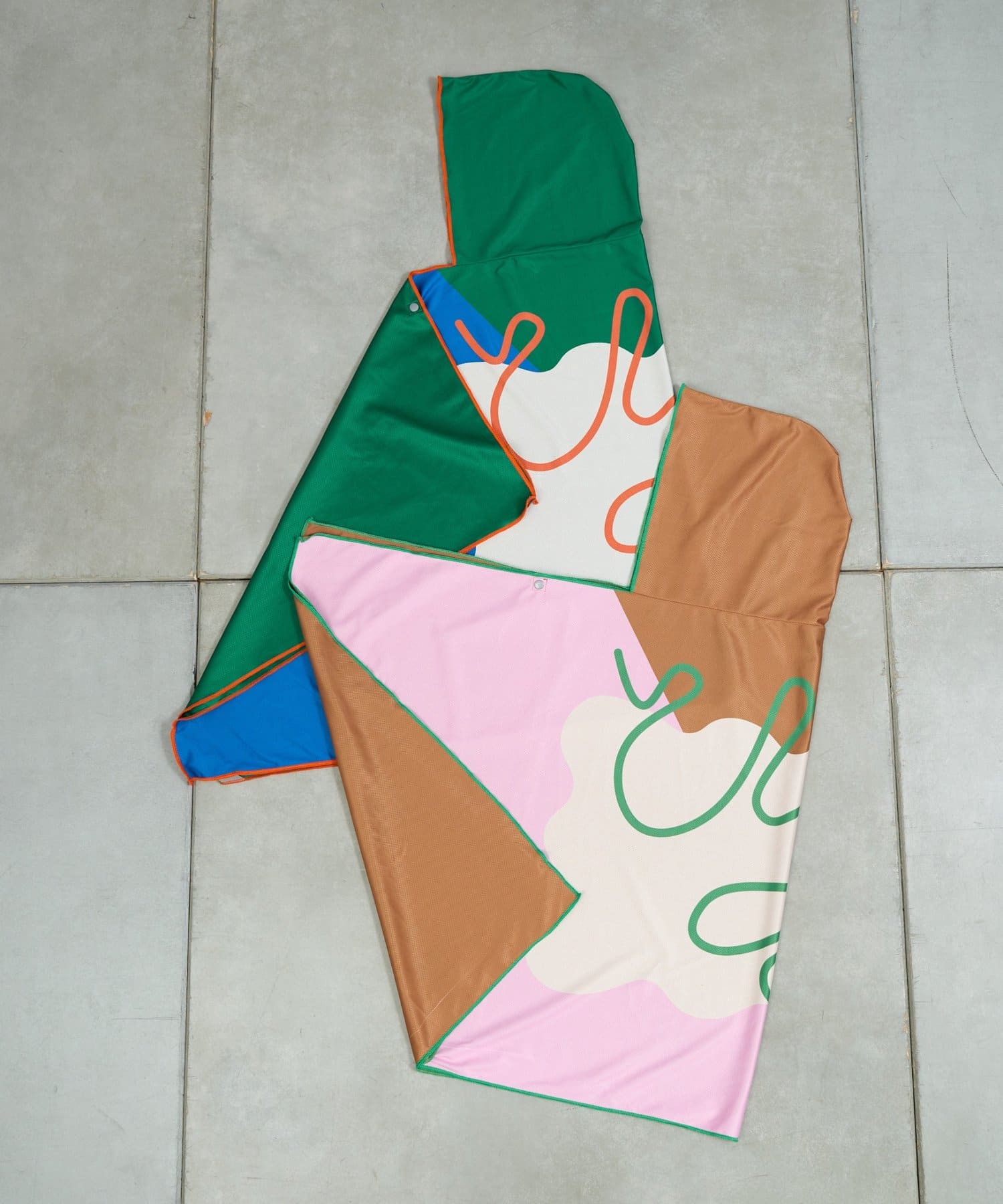 BIRTHDAY BAR(バースデイバー) 【SAHIR サヒール】BIG Quick dry フーディタオル　UV/速乾