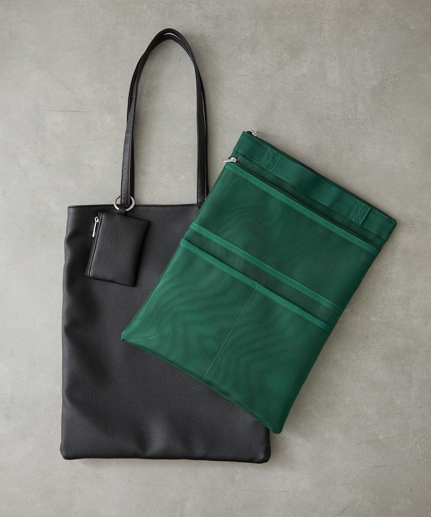 BIRTHDAY BAR(バースデイバー) フェイクレザーフラットバッグ メッシュバッグインバッグ