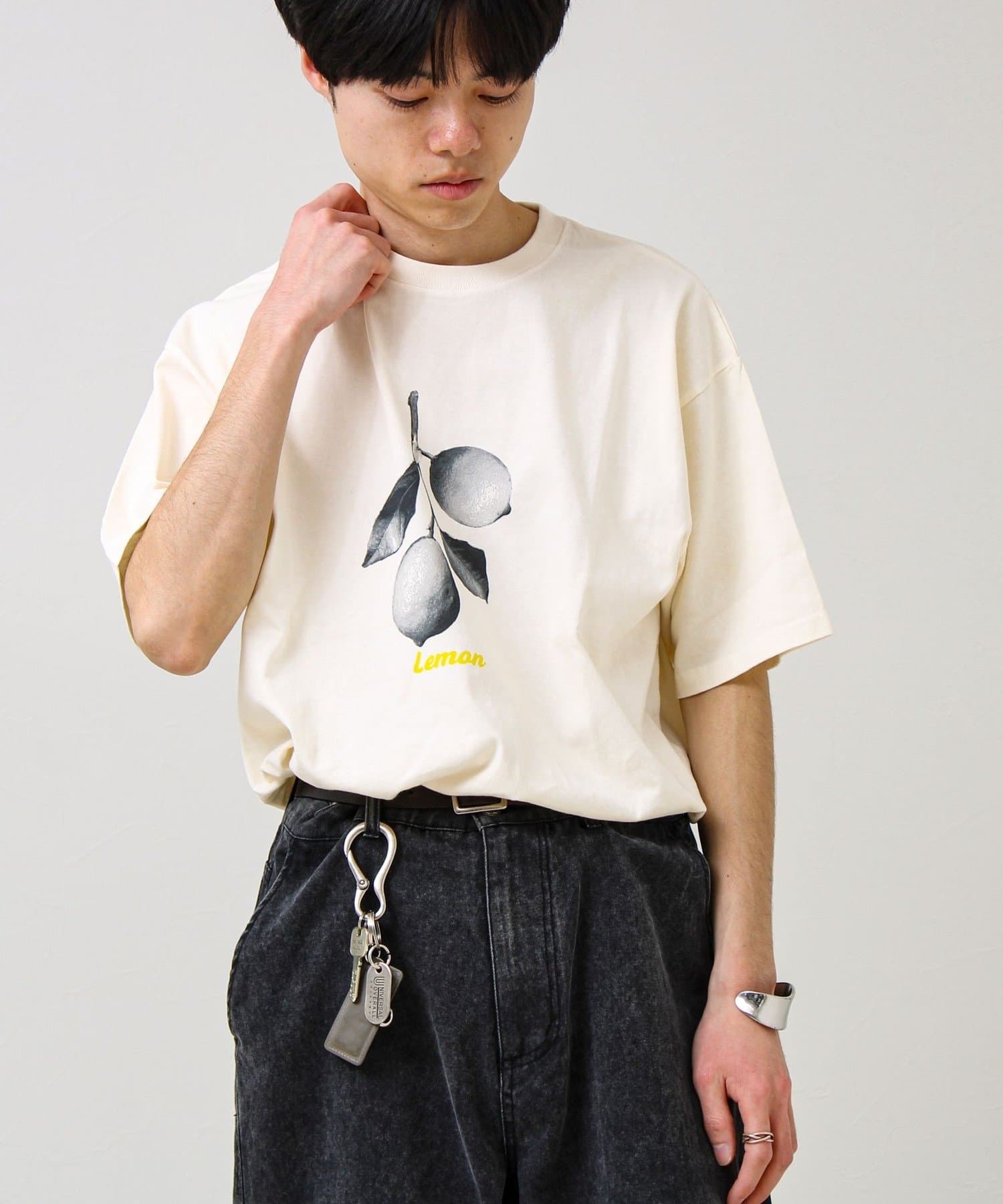 FREDY & GLOSTER(フレディ アンド グロスター) 【モノトーン果実図鑑】フルーツプリントTシャツ