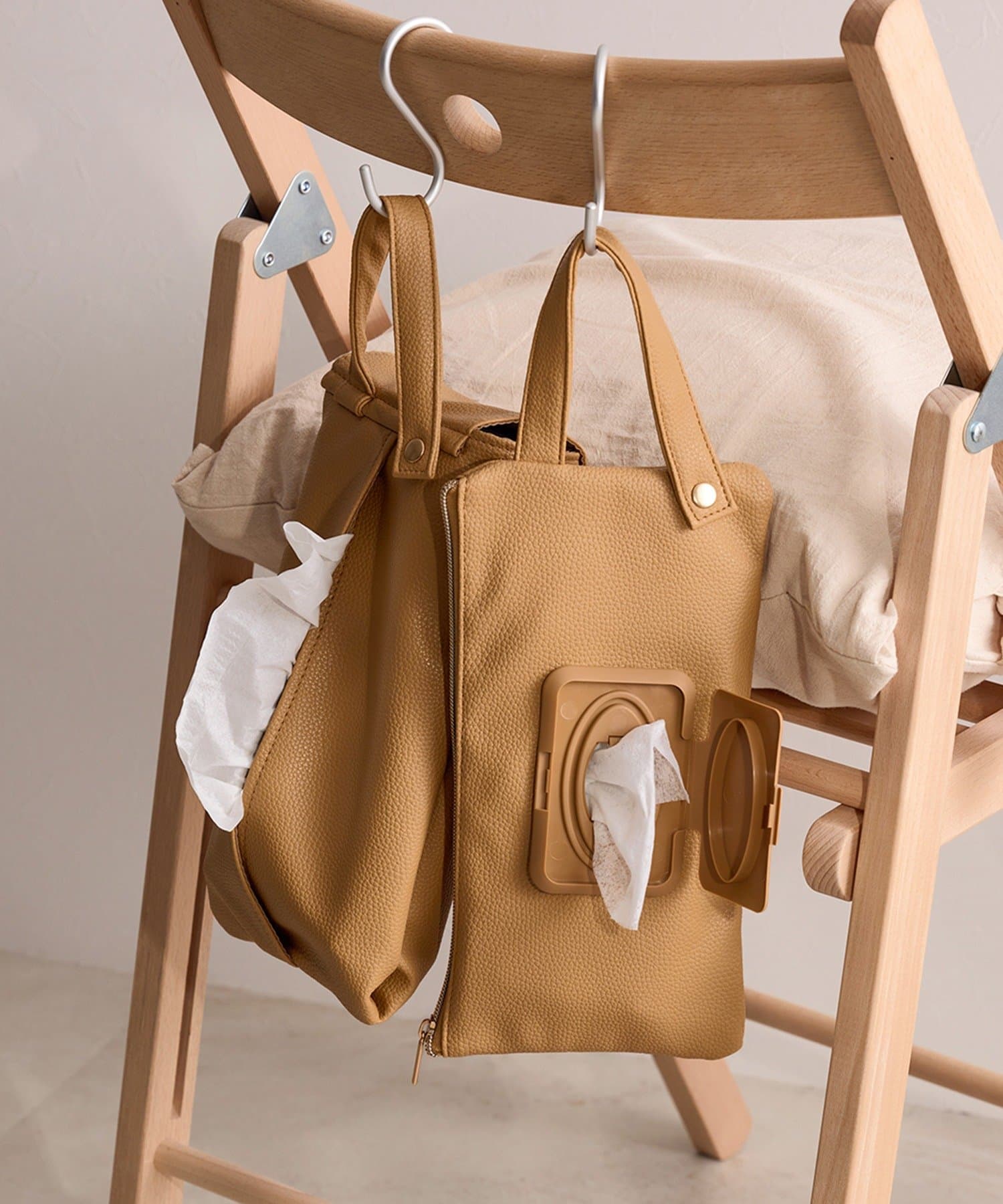 3COINS(スリーコインズ) 《2月3日より順次販売》ティッシュ&ウエットティッシュケース