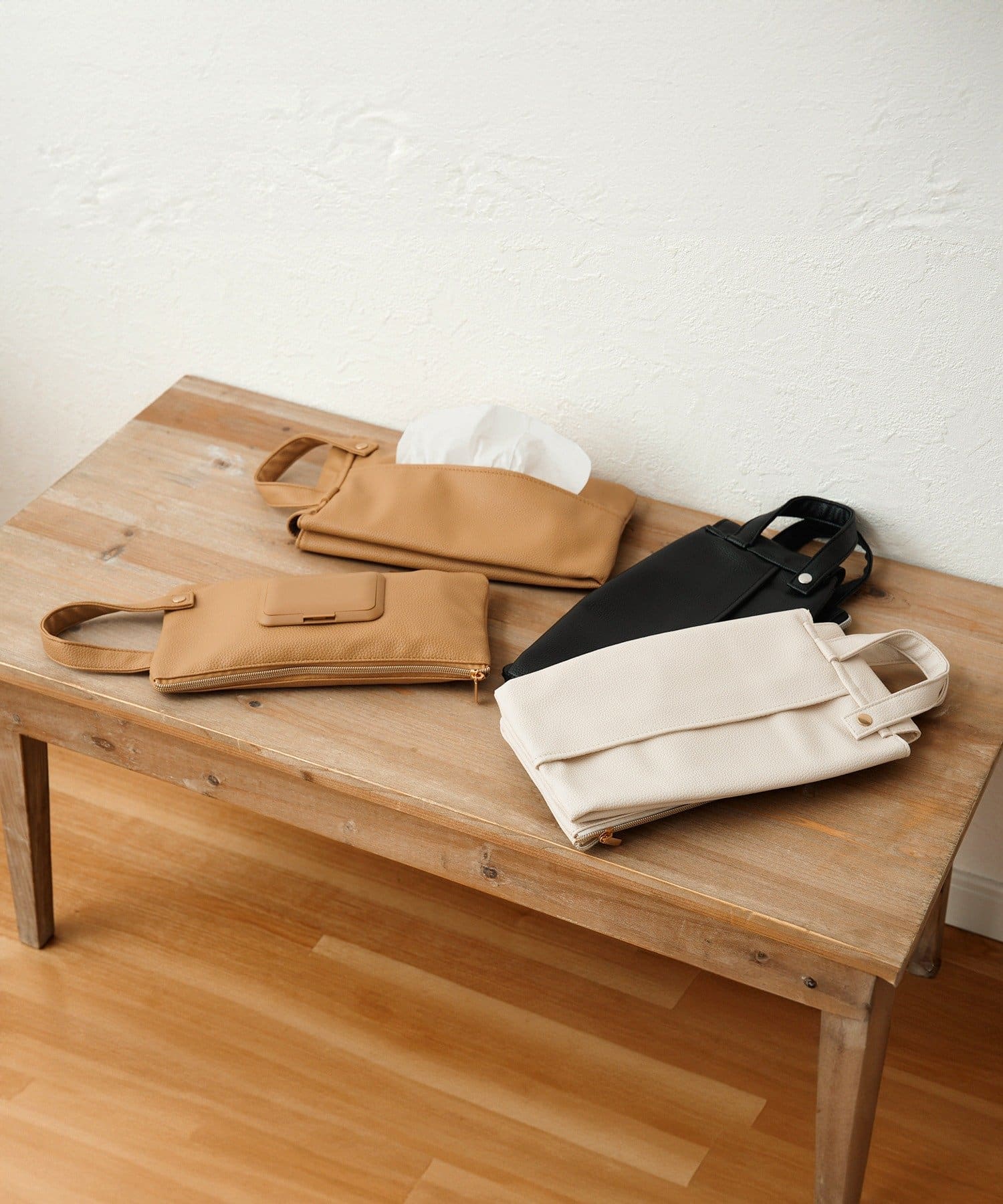 3COINS(スリーコインズ) 《2月3日より順次販売》ティッシュ&ウエットティッシュケース