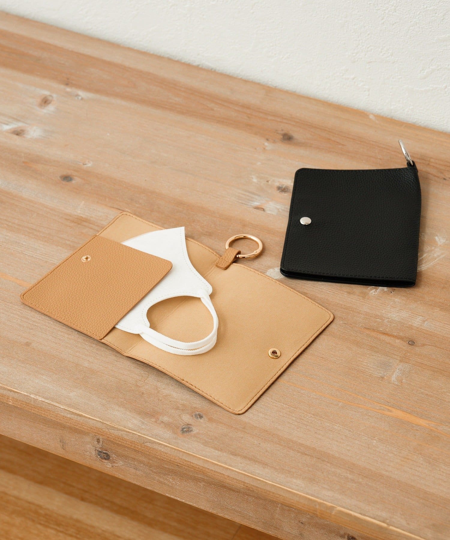 3COINS(スリーコインズ) 仮置きマスクケース