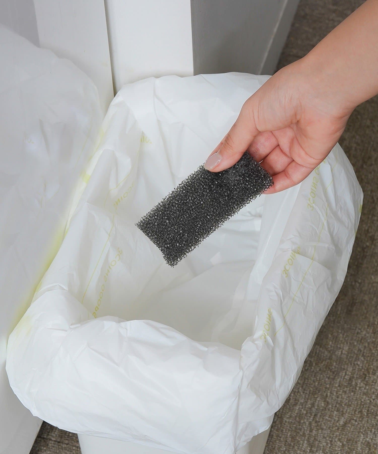 3COINS(スリーコインズ) めくって使える薄手スポンジ／KITINTO