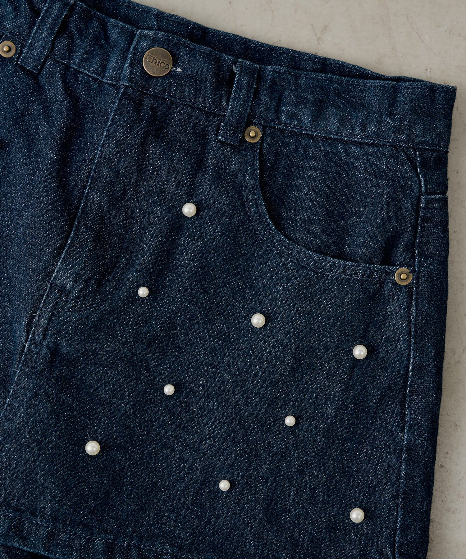 Chico(チコ) ボックスデニムタイトスカート