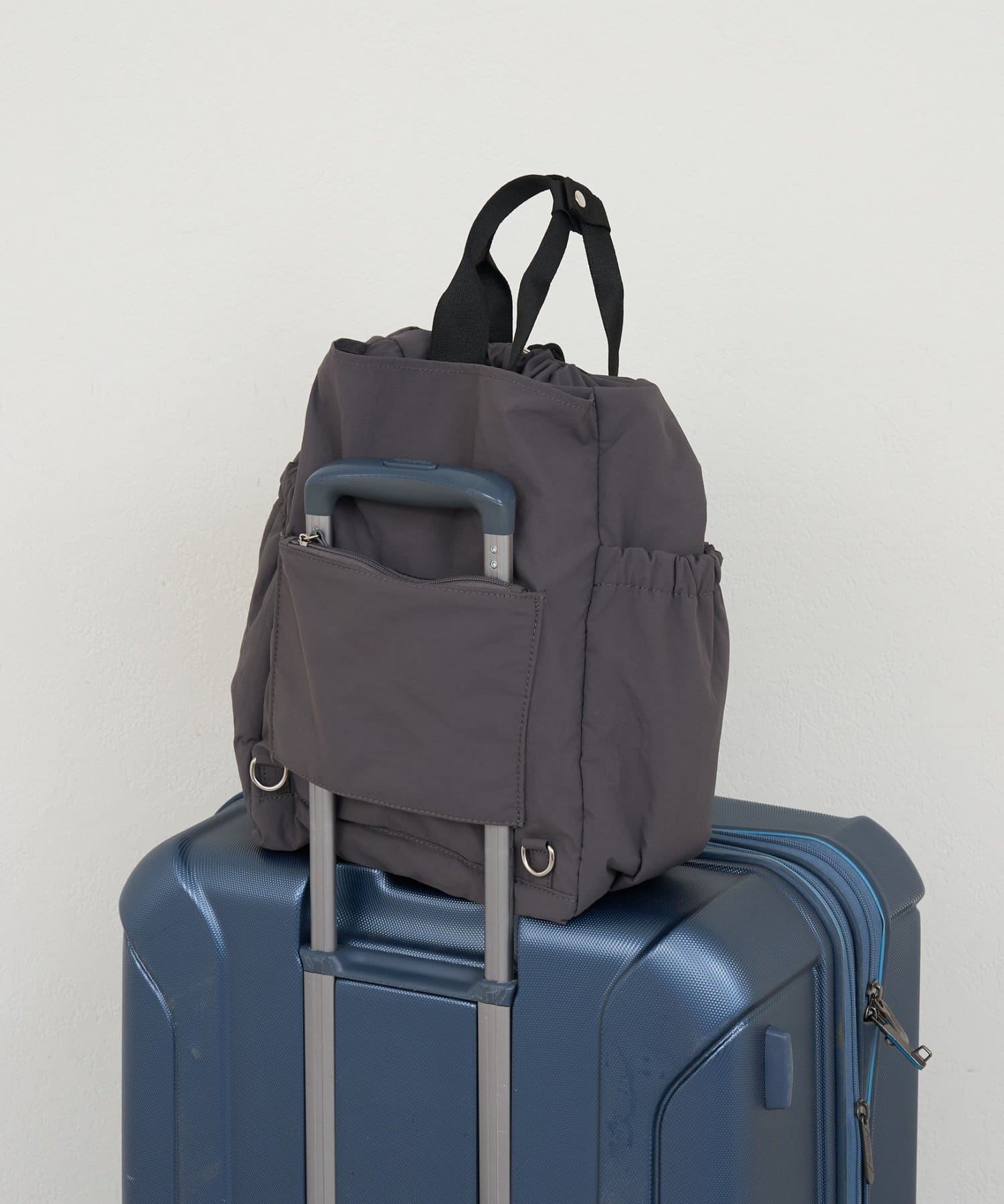 DISCOAT(ディスコート) 【3/14(土)12:00販売スタート/13ポケット】ユーティリティーパフィーバックパック