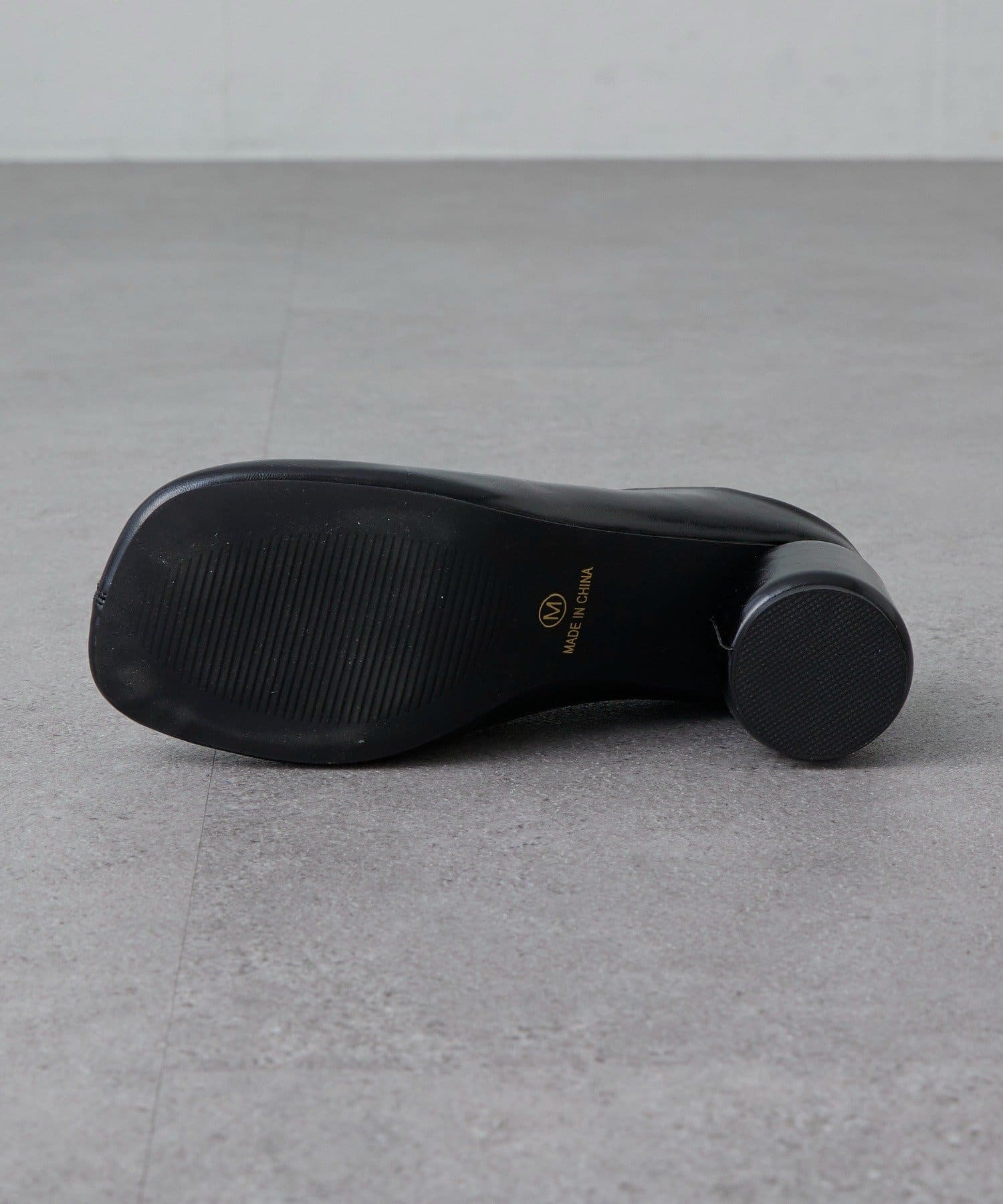 Lui's(ルイス) オブリックトゥヒールミュール