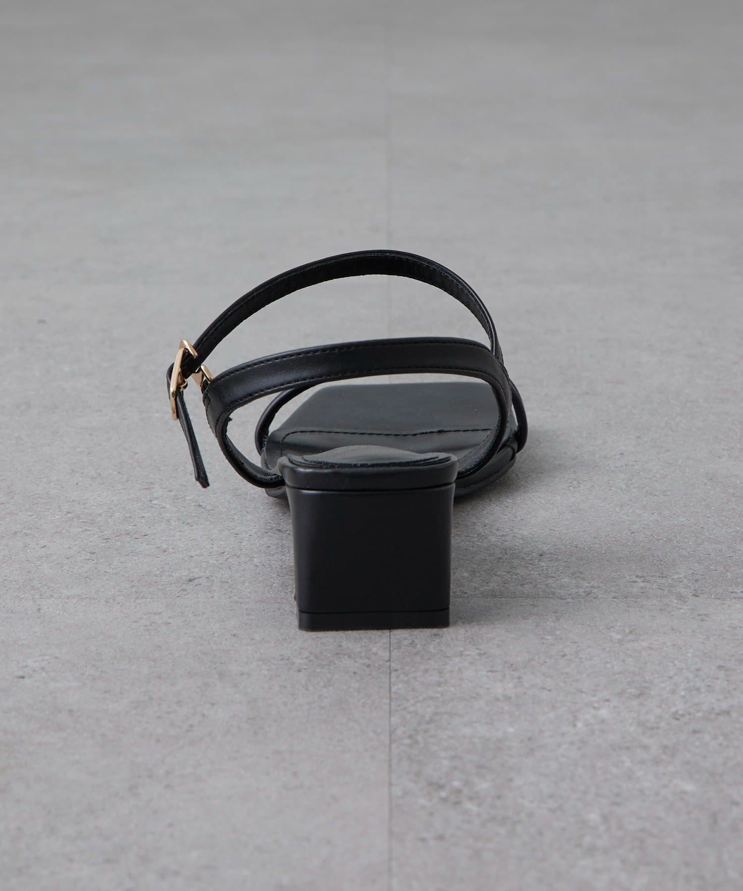 Lui's(ルイス) アンクルストラップサンダル