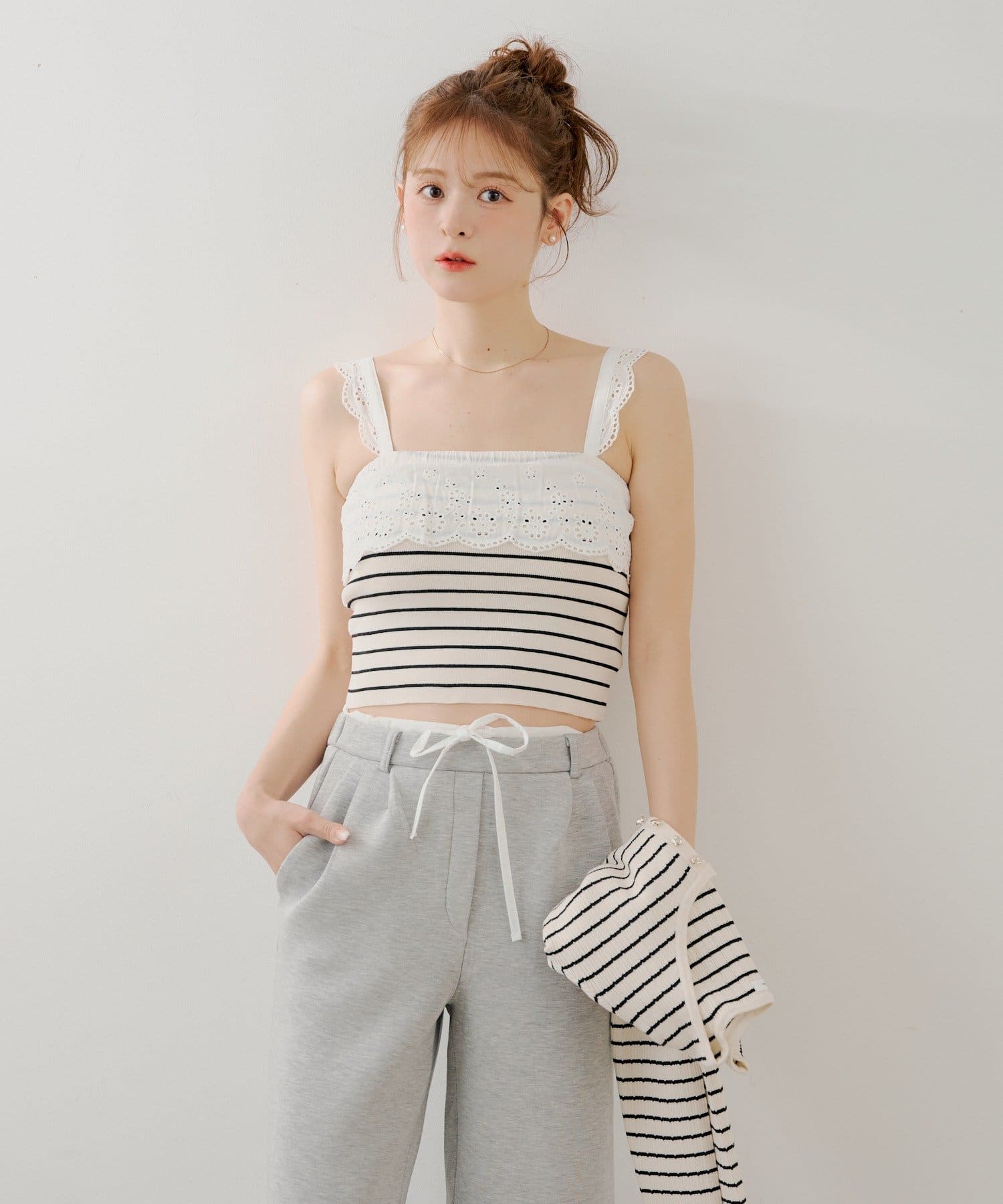 Chico(チコ) 【SALON by Chico】レースフリルベア+コンパクトカーディガンセット