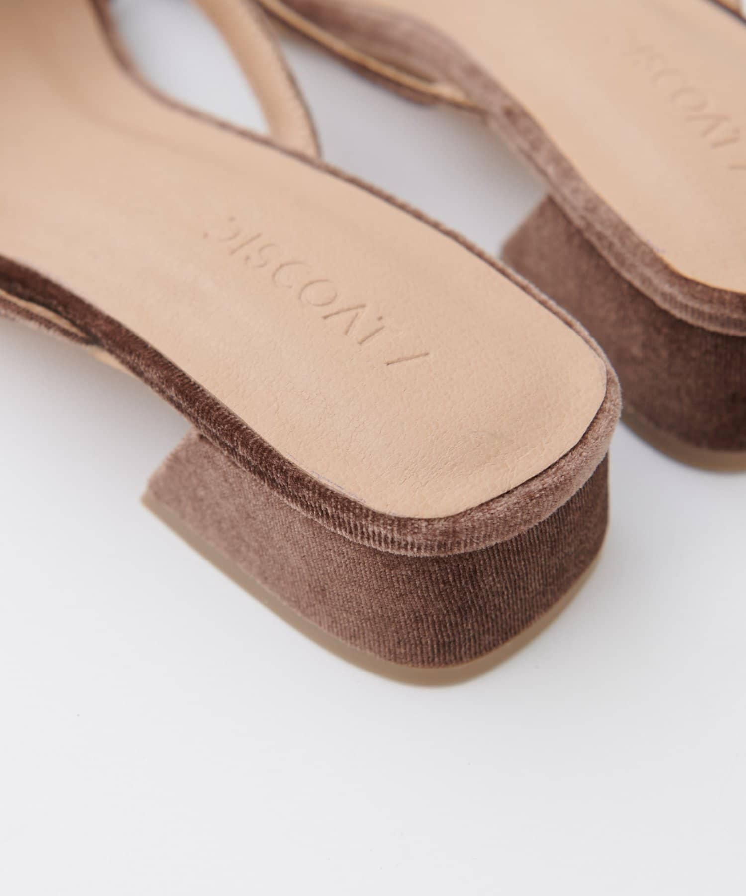 DISCOAT(ディスコート) 【2/26(木)10:00~先行予約】	ベロアクロスリボンミュール